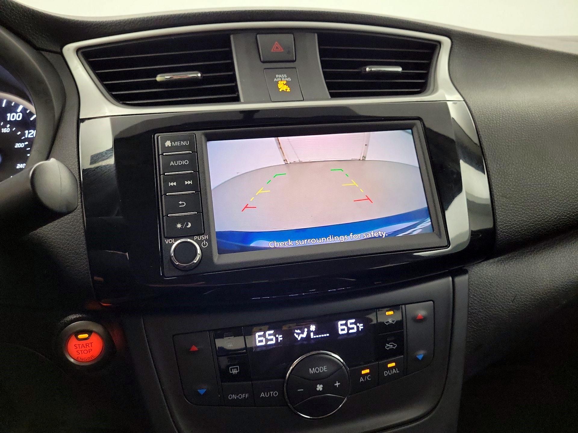 Thumbnail: 2019 Nissan Sentra - 11