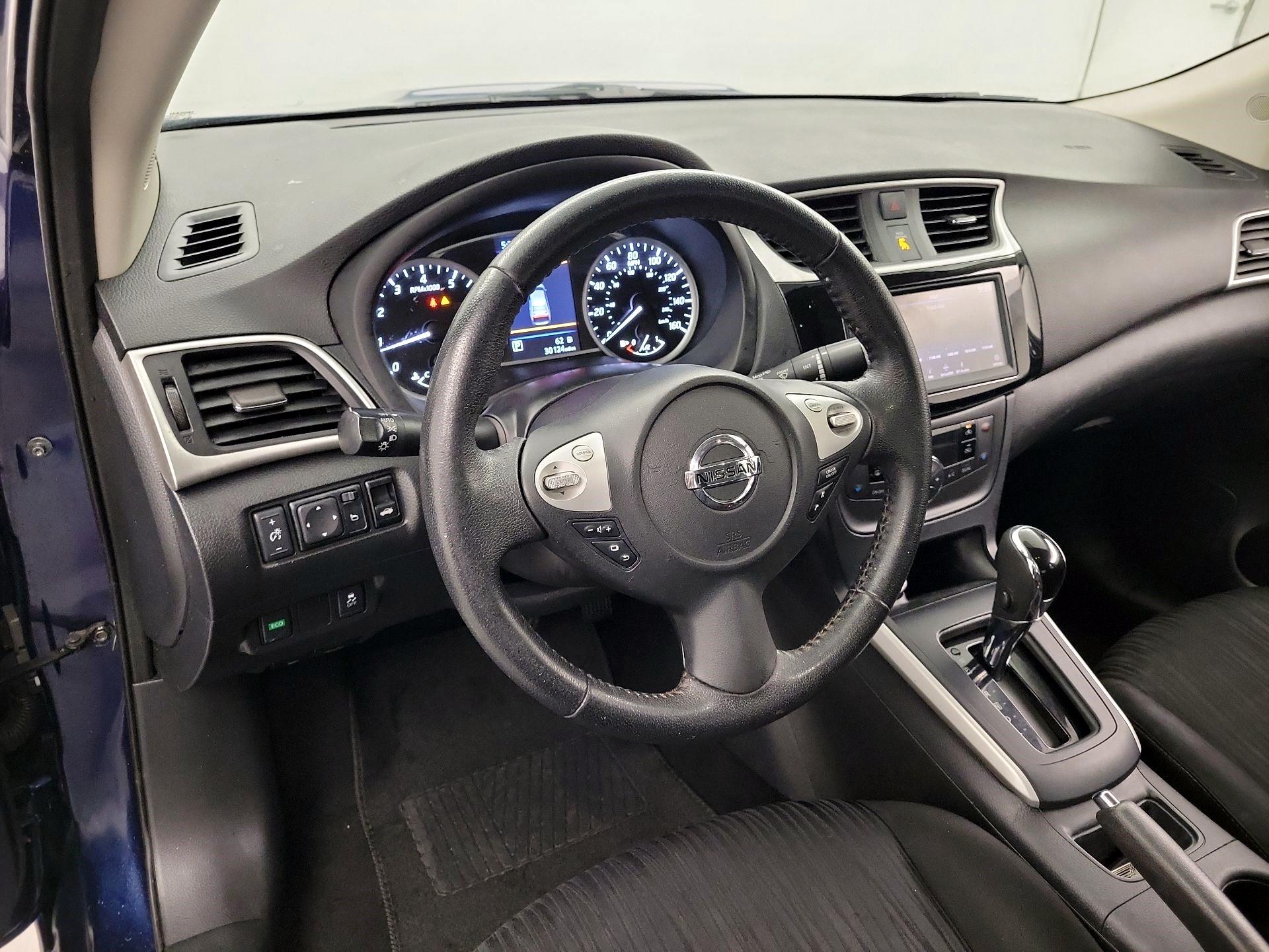 Thumbnail: 2019 Nissan Sentra - 8