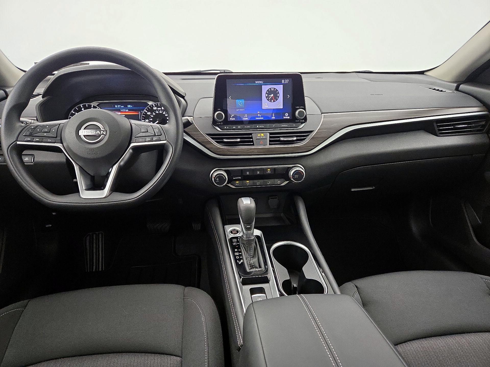 Thumbnail: 2023 Nissan Altima - 9