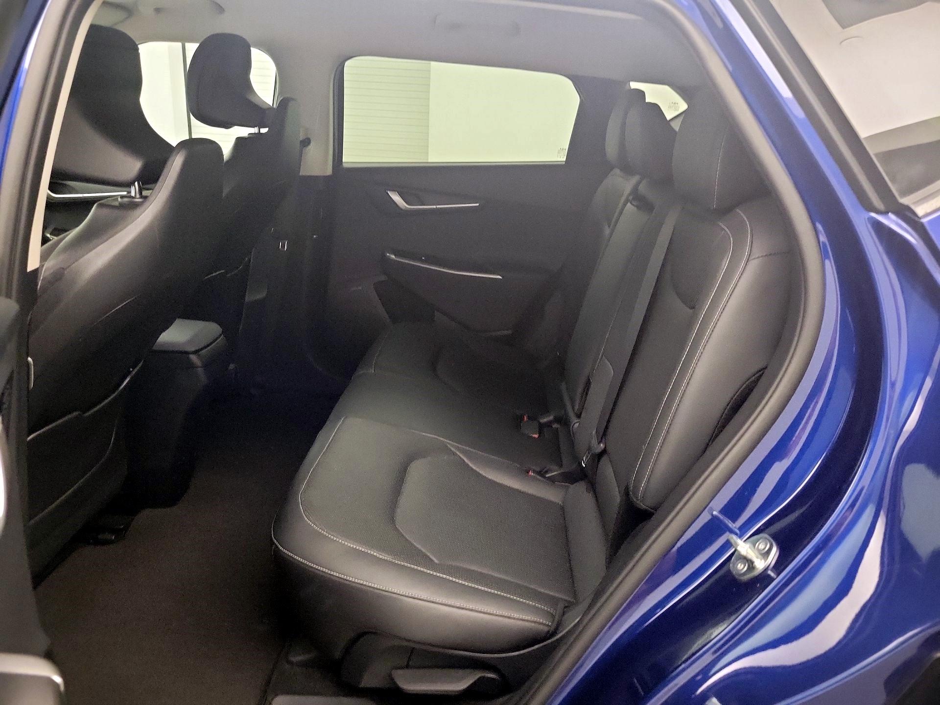 Thumbnail: 2023 Kia EV6 - 18