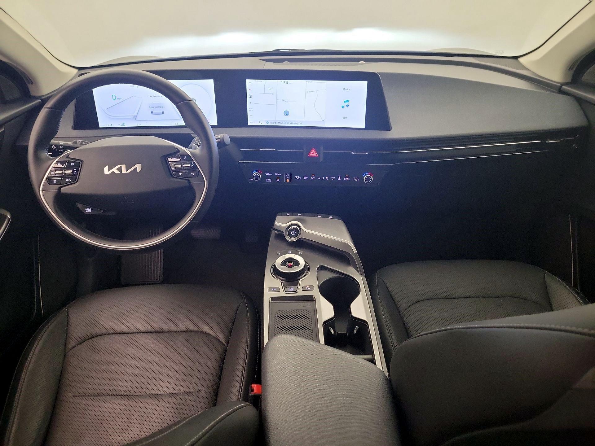 Thumbnail: 2023 Kia EV6 - 8