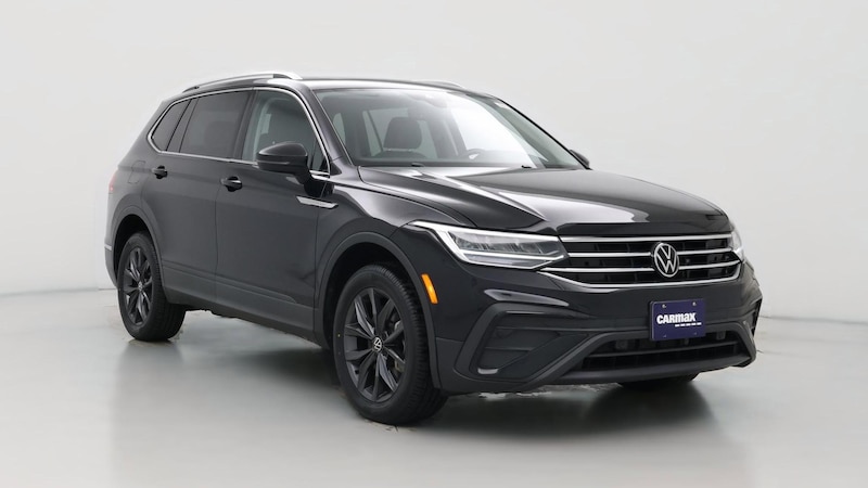 2022 Volkswagen Tiguan SE Hero Image