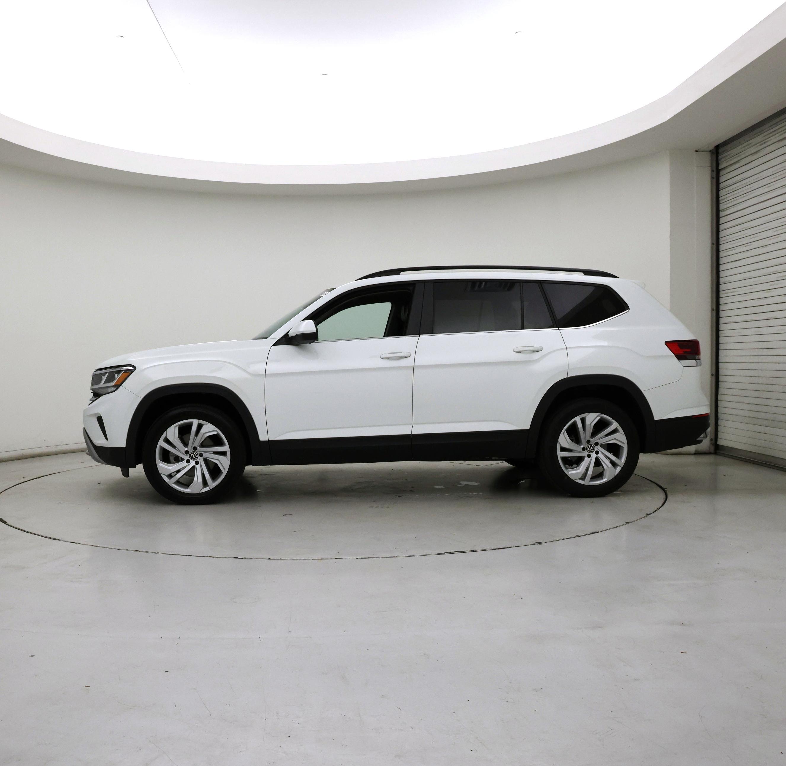 Thumbnail: 2021 Volkswagen Atlas - 3