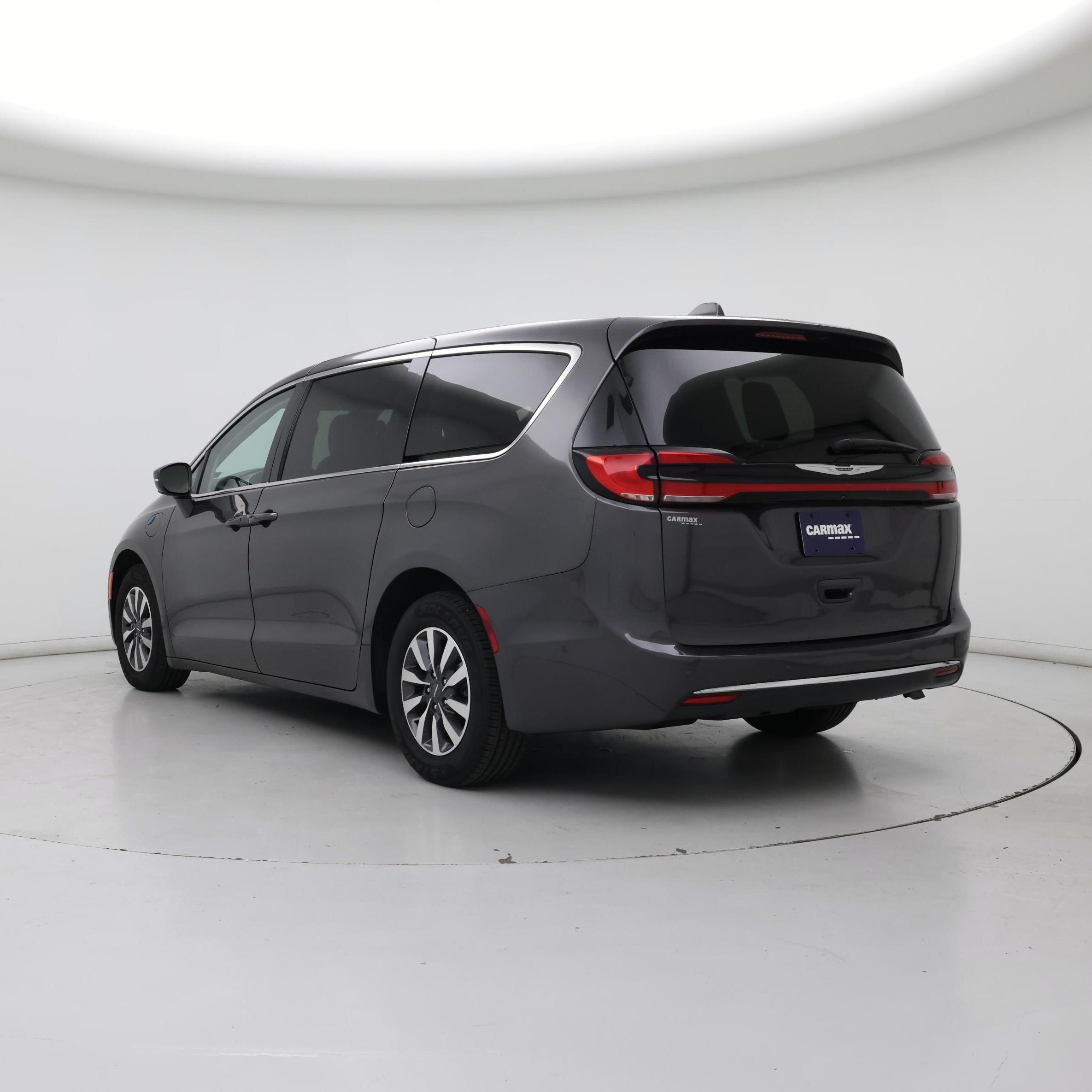 Thumbnail: 2022 Chrysler Pacifica - 2