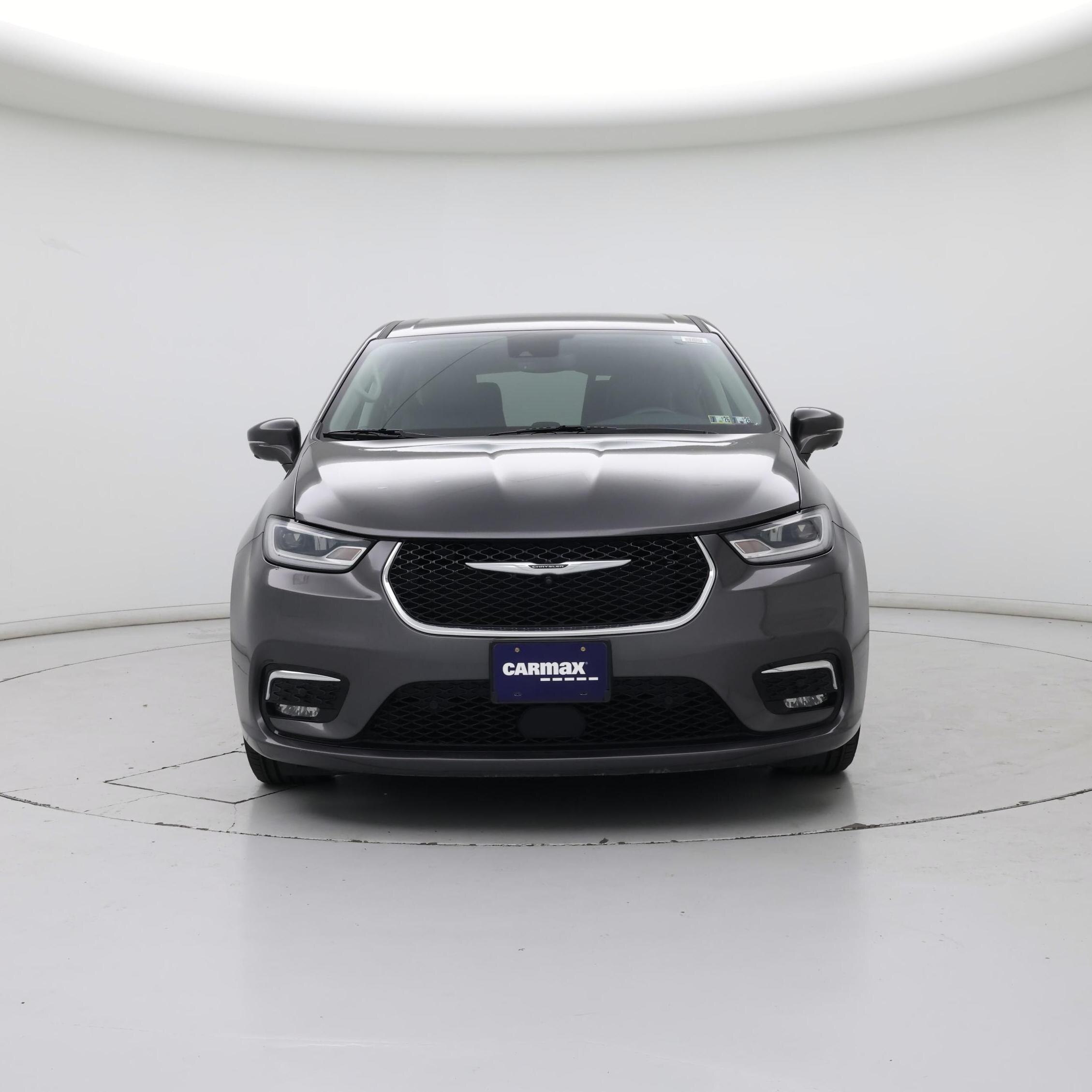 Thumbnail: 2022 Chrysler Pacifica - 5