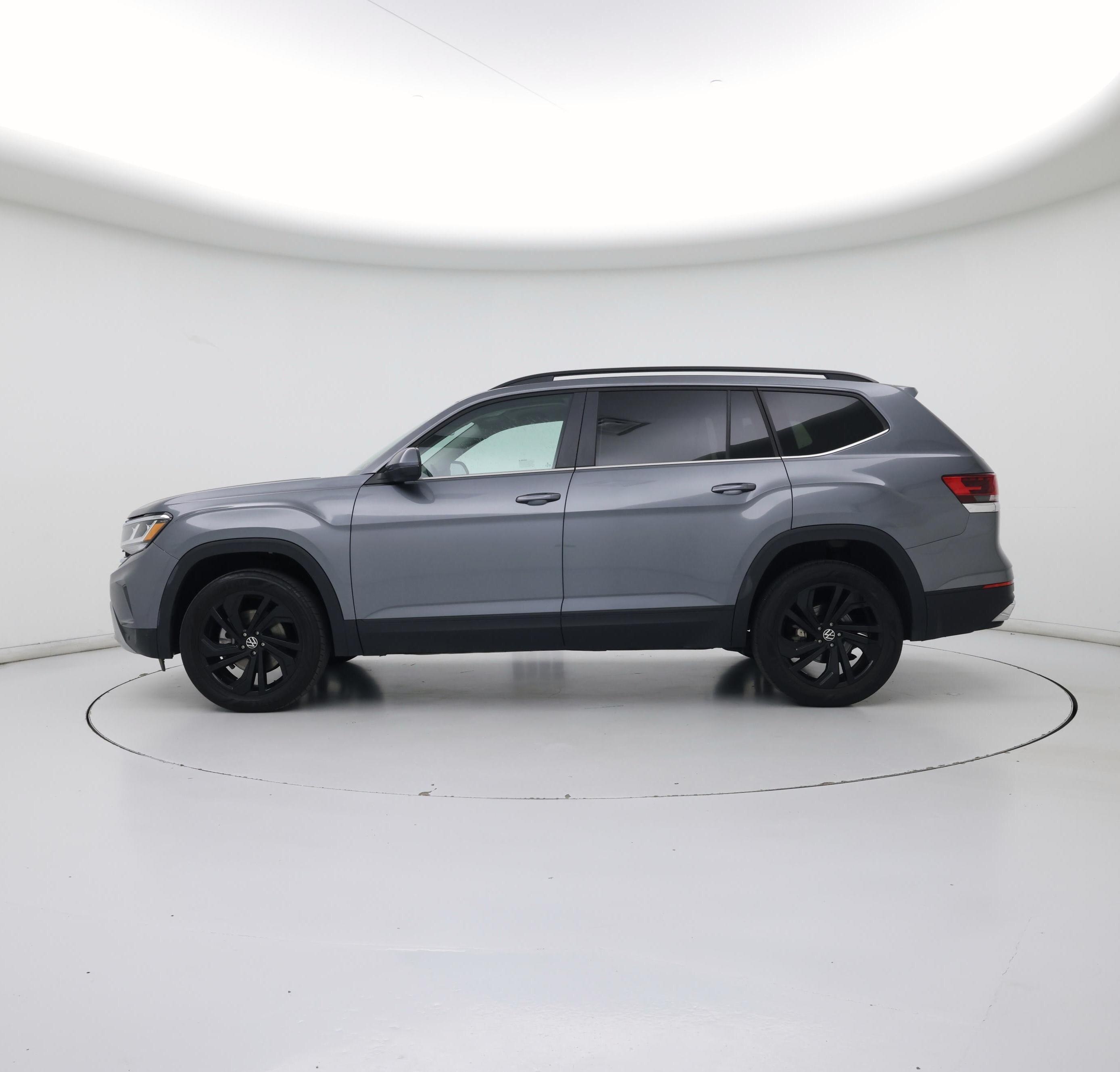 Thumbnail: 2023 Volkswagen Atlas - 3