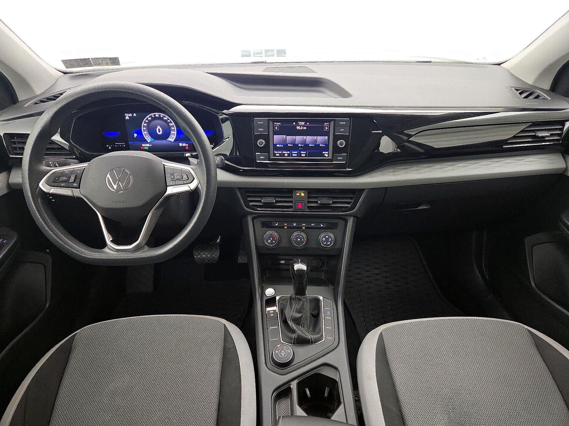 Thumbnail: 2022 Volkswagen Taos - 9