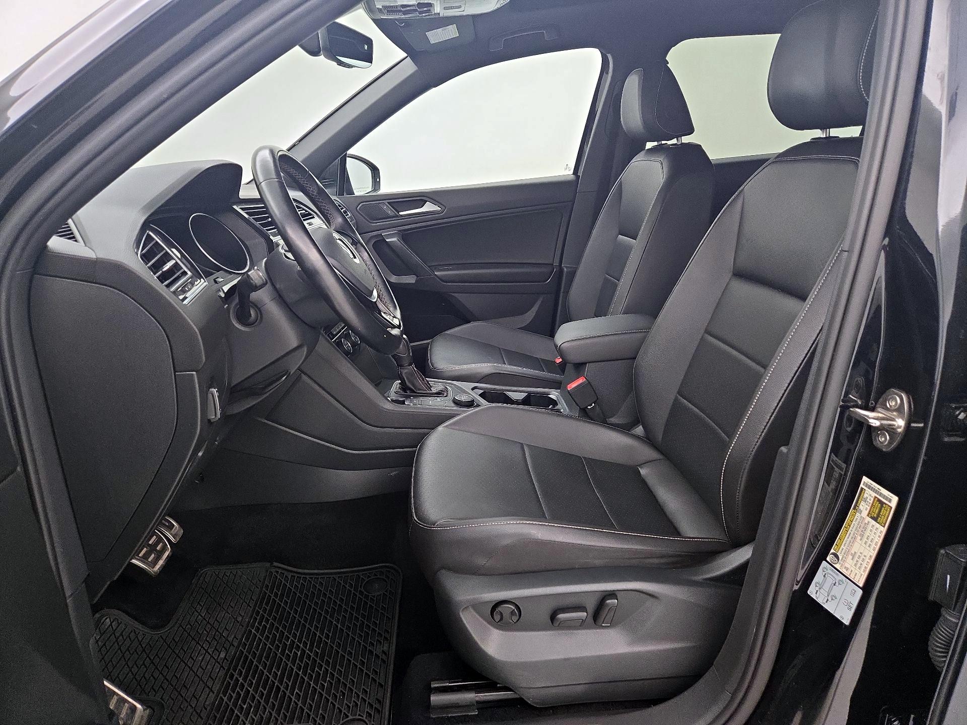 Thumbnail: 2021 Volkswagen Tiguan - 11