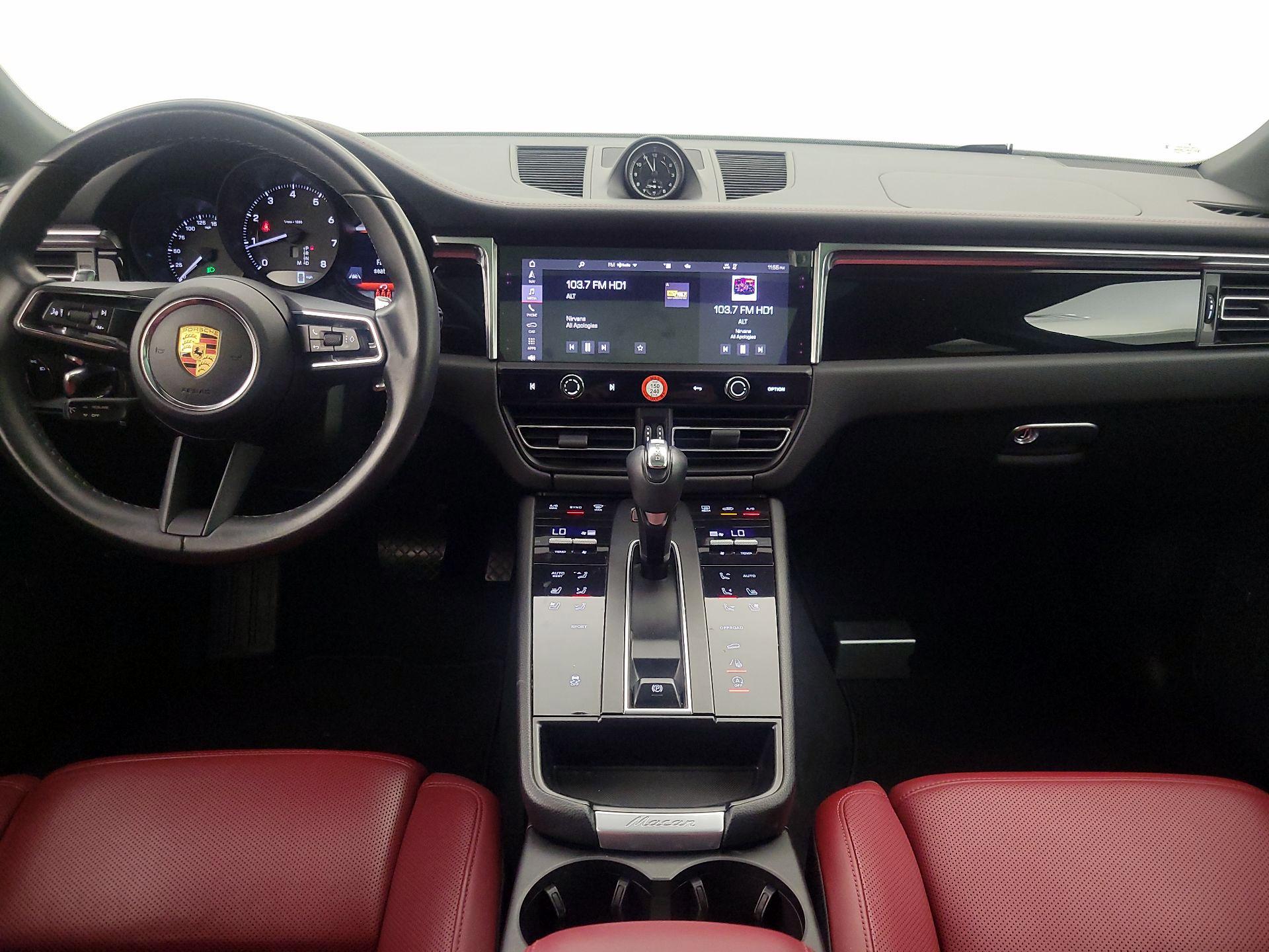 Thumbnail: 2022 Porsche Macan - 9