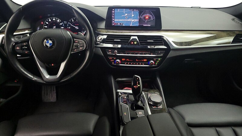2019 BMW 5 Series 530i 9