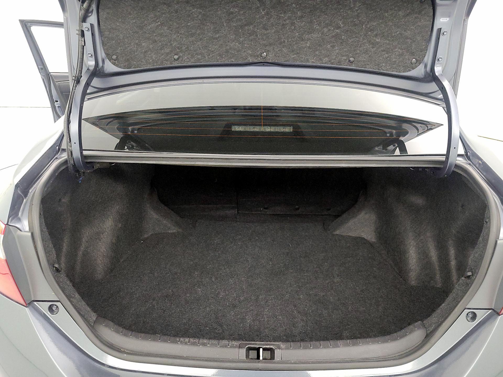 Thumbnail: 2014 Toyota Corolla - 19