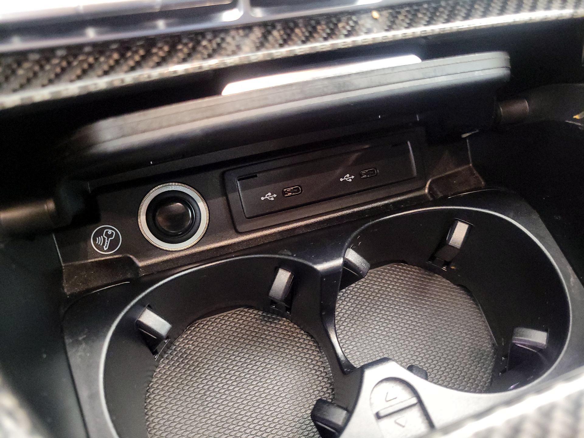 Thumbnail: 2023 Mercedes-Benz AMG GT - 19