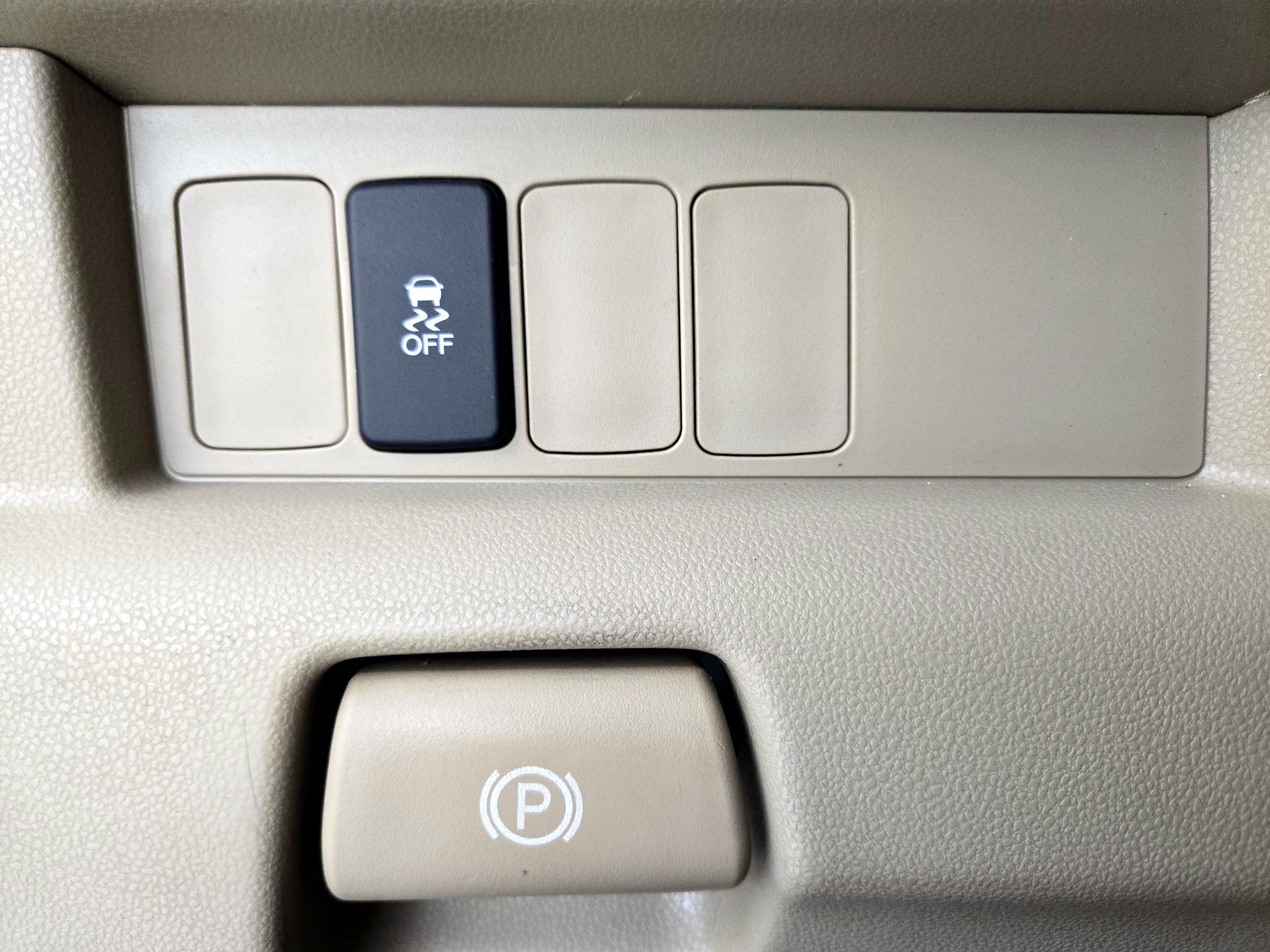 Thumbnail: 2013 Honda Pilot - 13