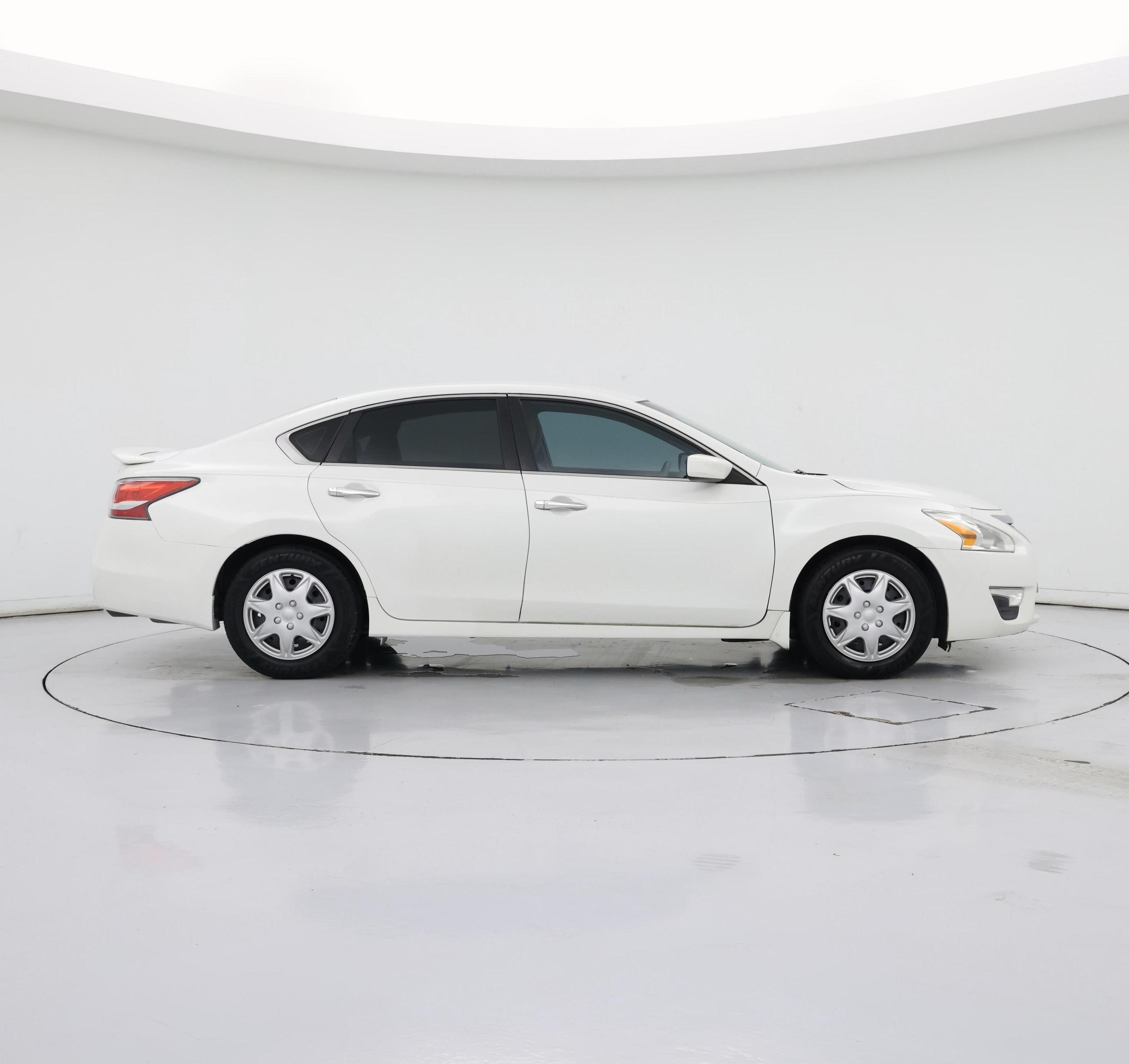 Thumbnail: 2015 Nissan Altima - 7