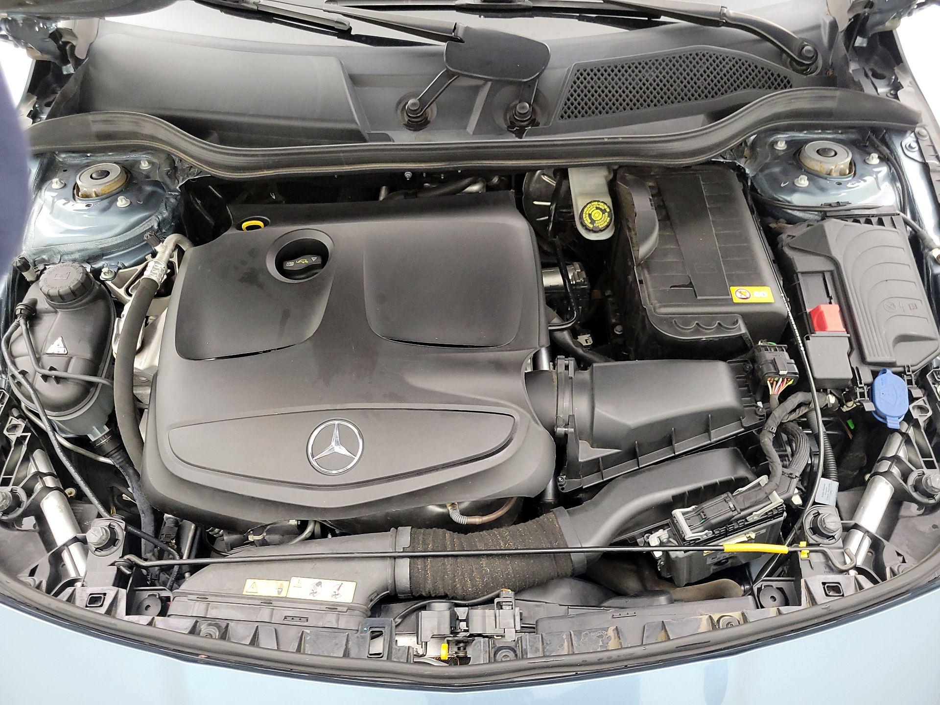 Thumbnail: 2014 Mercedes-Benz CLA - 20