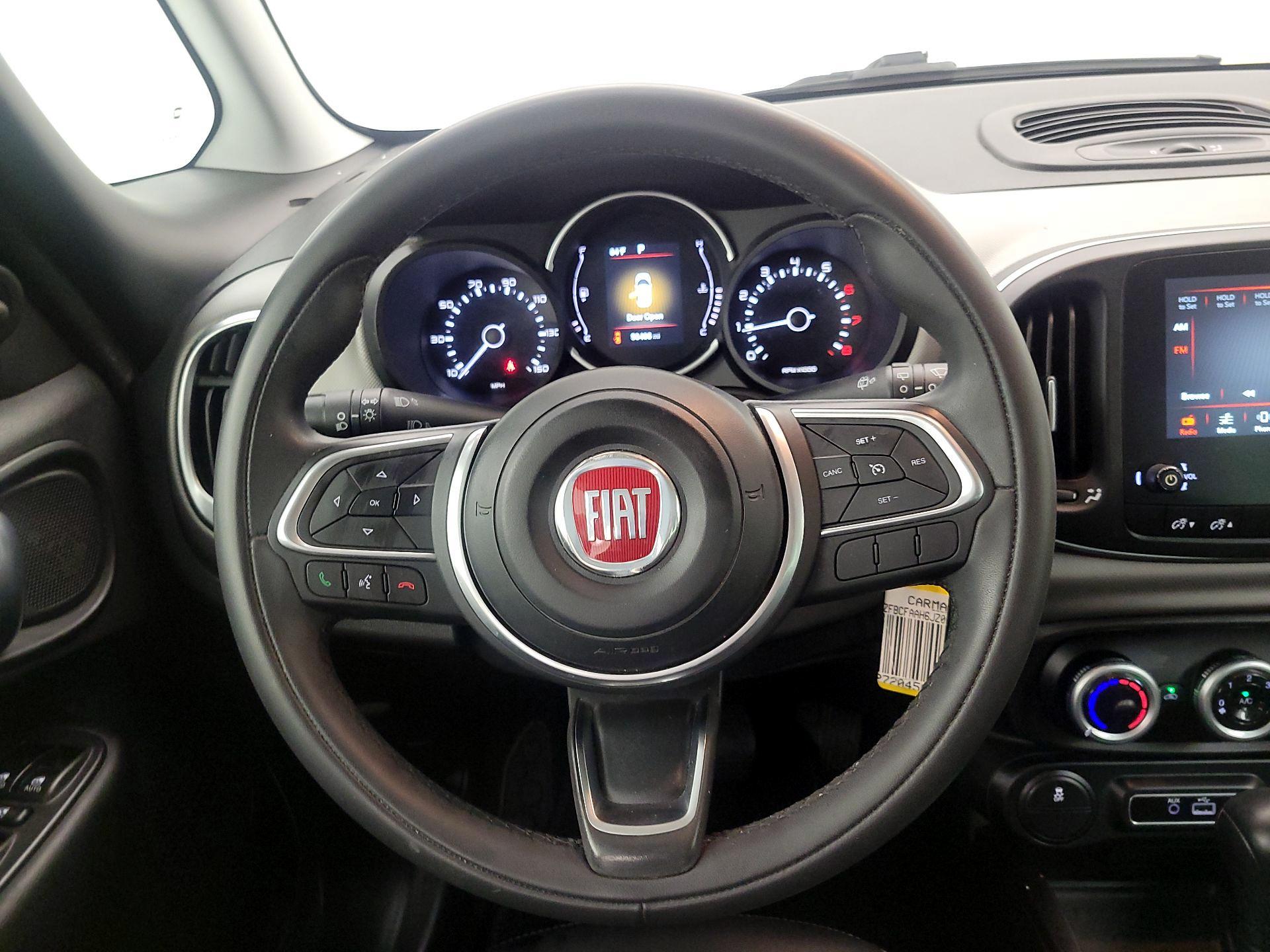 Thumbnail: 2018 Fiat 500L - 10