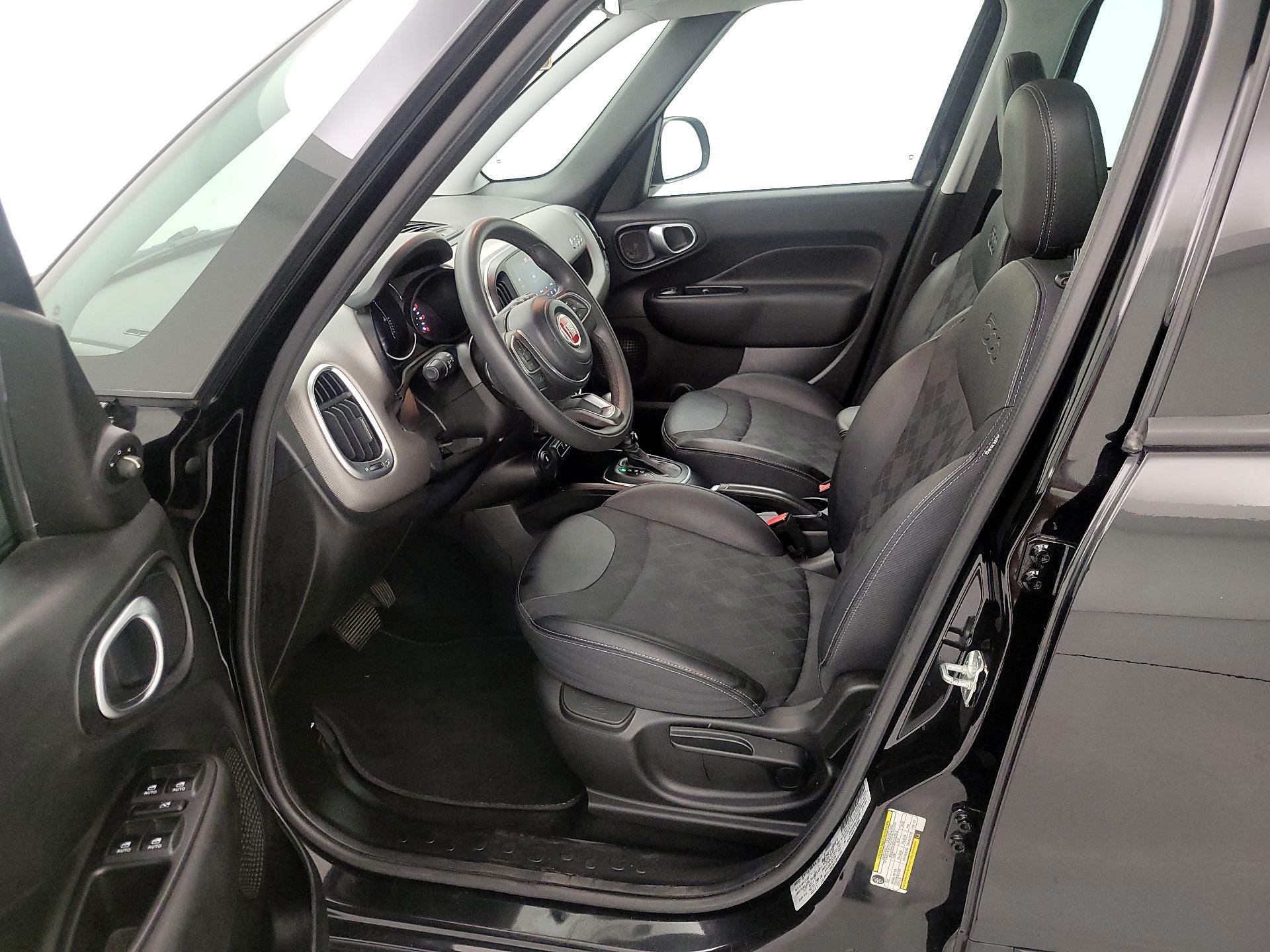 Thumbnail: 2018 Fiat 500L - 11