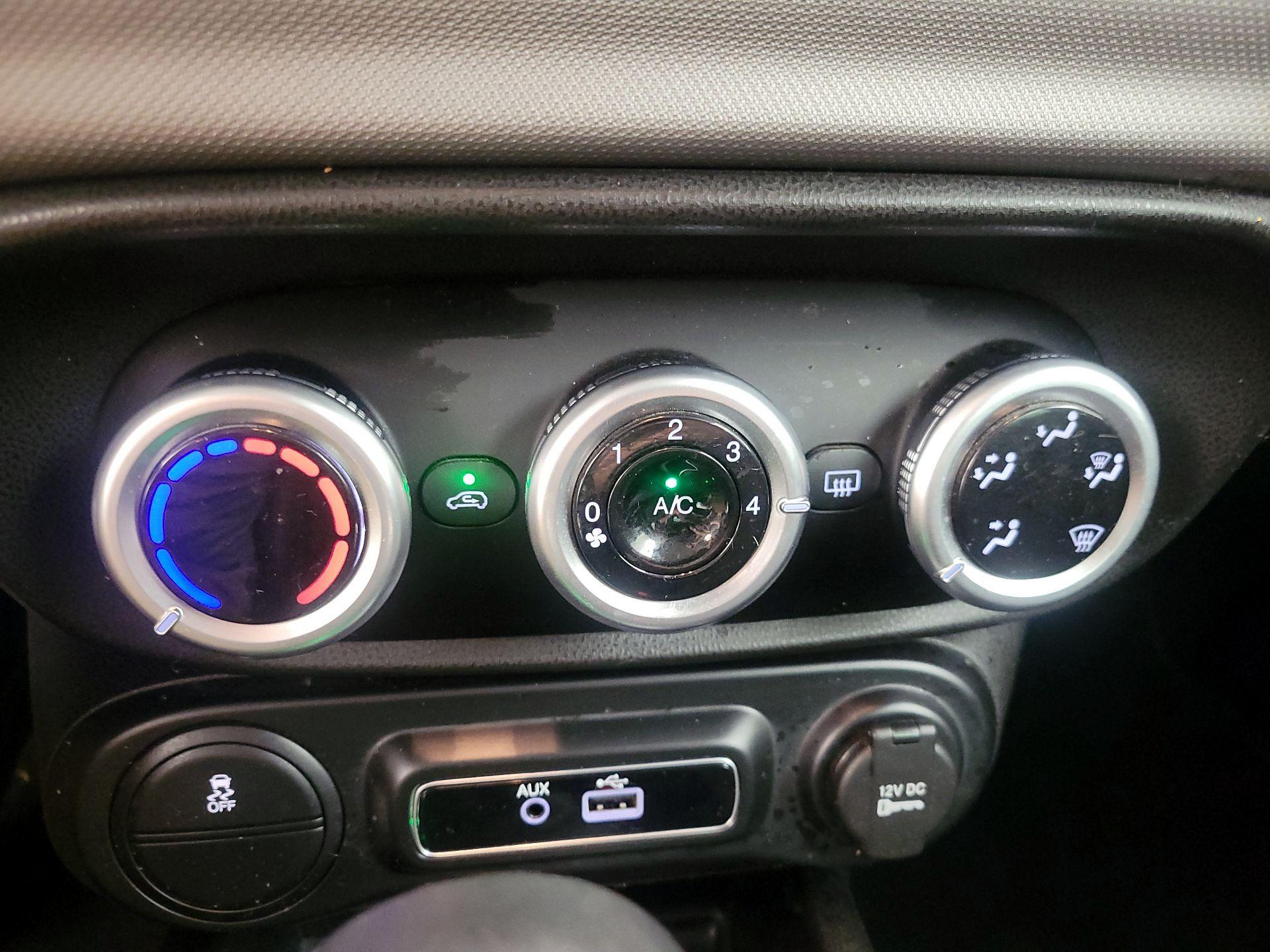 Thumbnail: 2018 Fiat 500L - 15