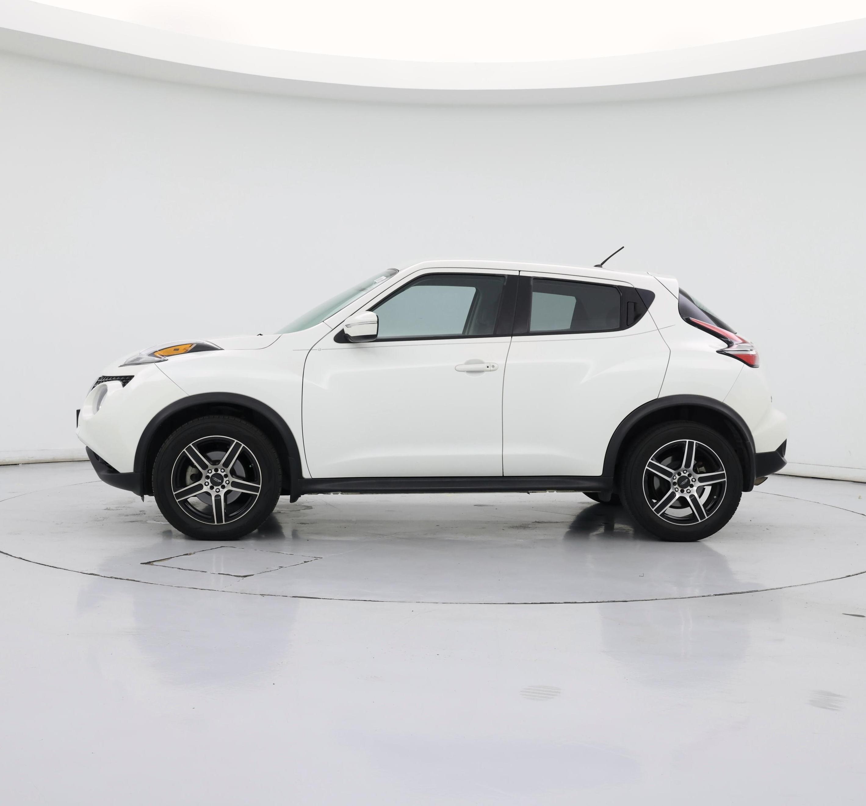 Thumbnail: 2016 Nissan Juke - 3