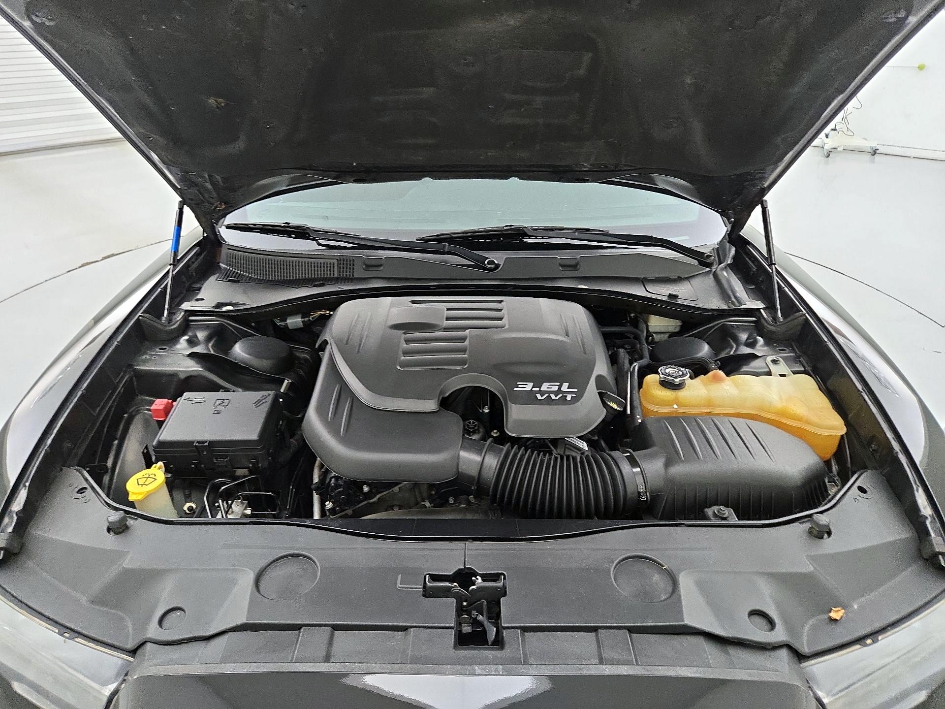 Thumbnail: 2014 Dodge Charger - 20