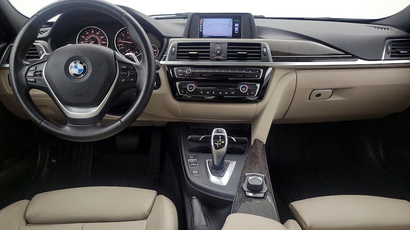 2017 BMW 3 Series 330i 9