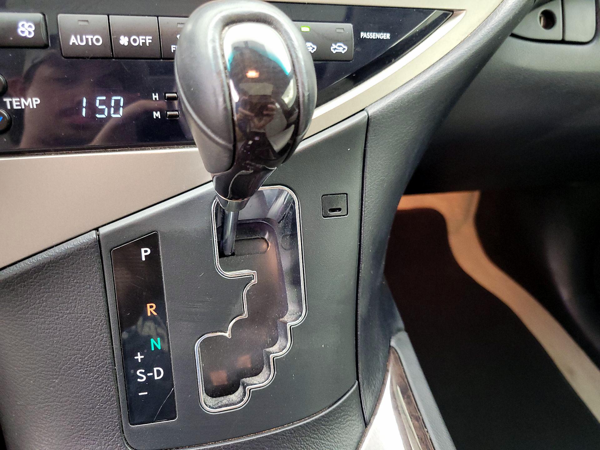 Thumbnail: 2013 Lexus RX - 17