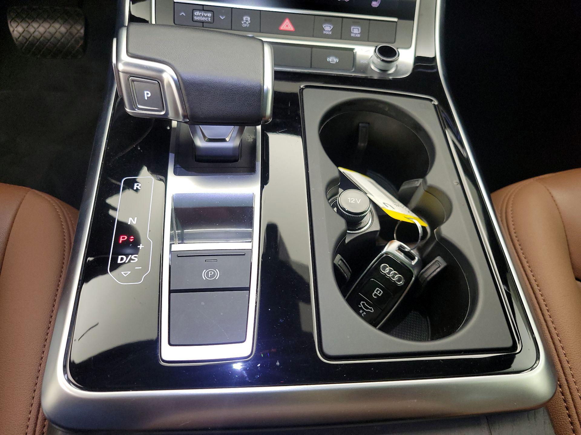 Thumbnail: 2021 Audi Q7 - 18