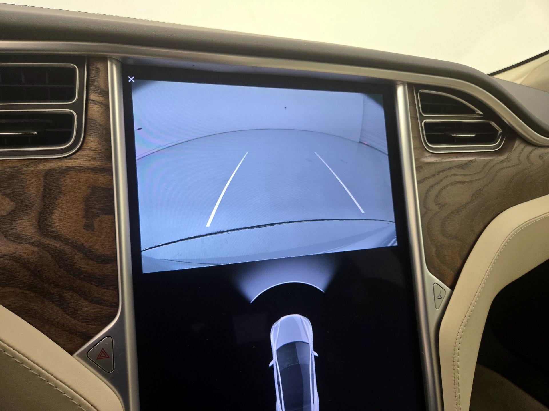Thumbnail: 2018 Tesla Model S - 14