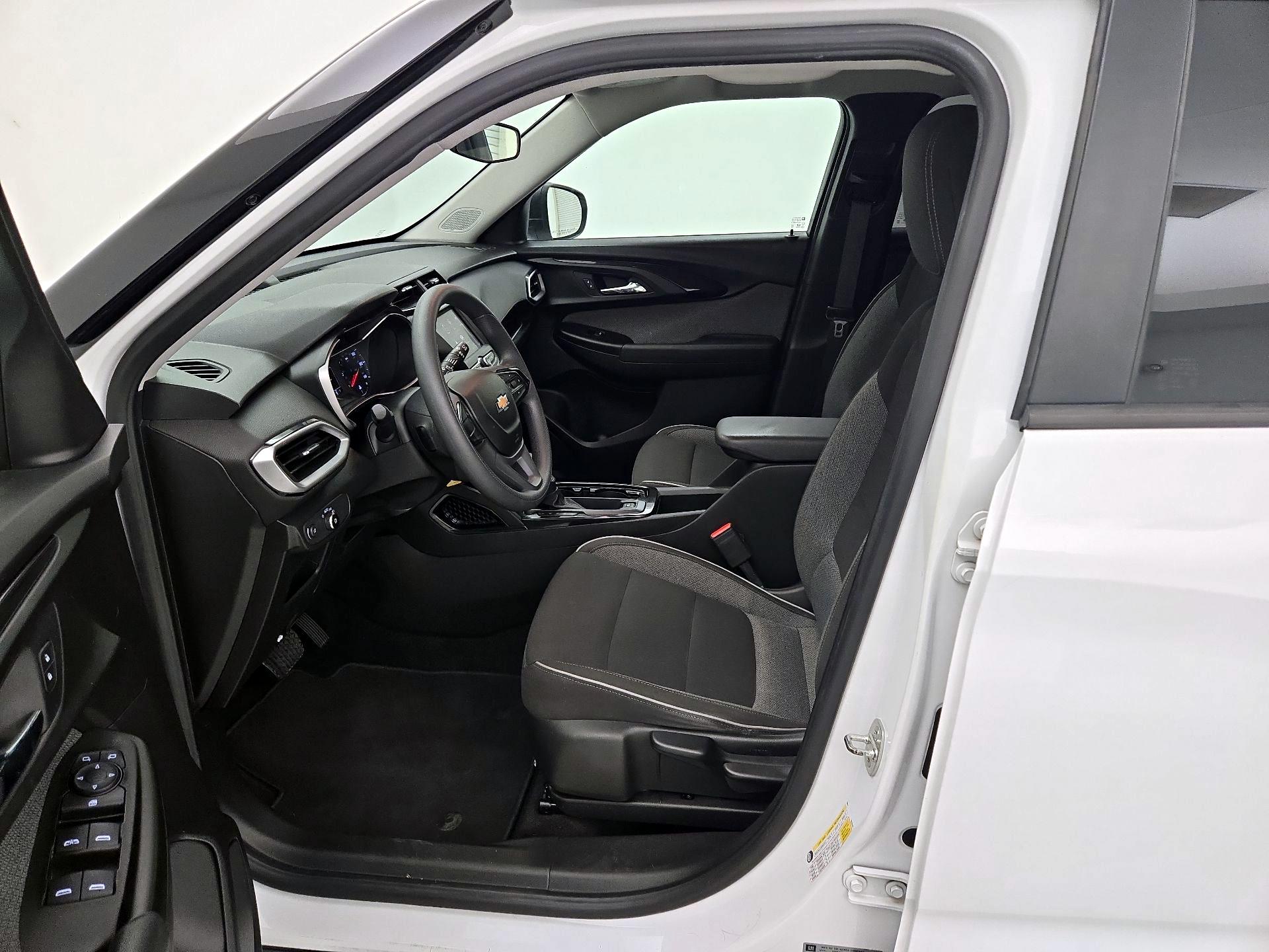 Thumbnail: 2021 Chevrolet TrailBlazer - 11