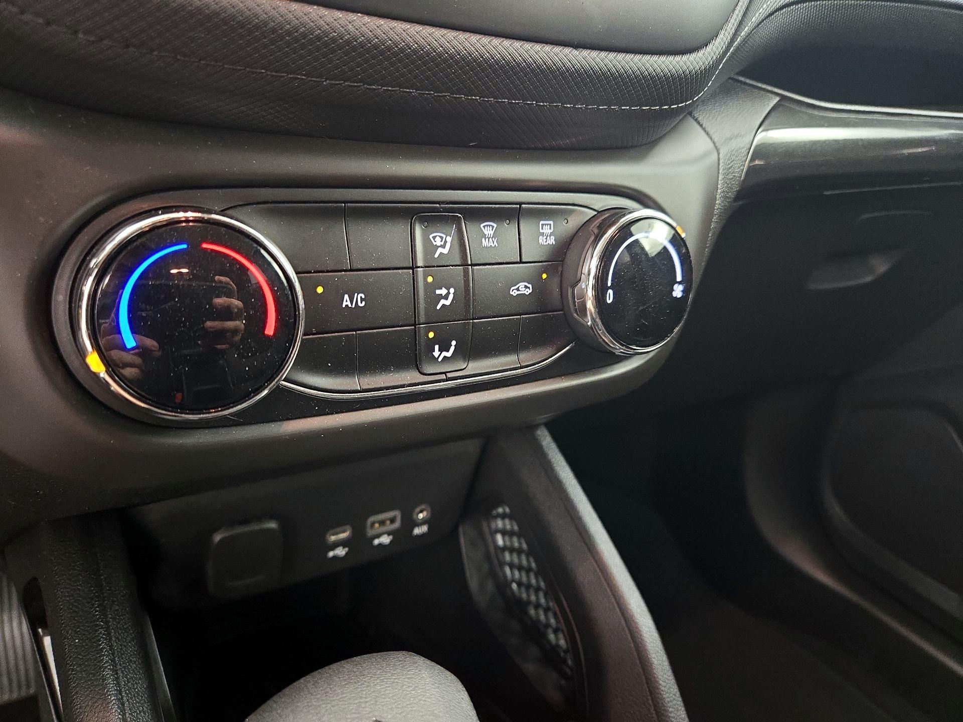 Thumbnail: 2021 Chevrolet TrailBlazer - 16