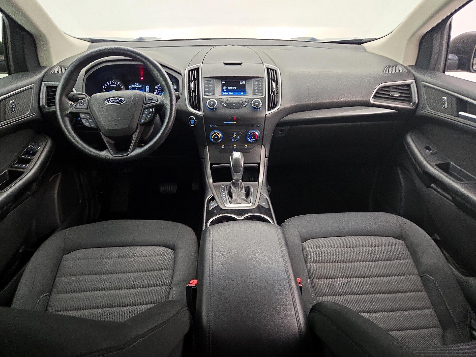 Thumbnail: 2017 Ford Edge - 9