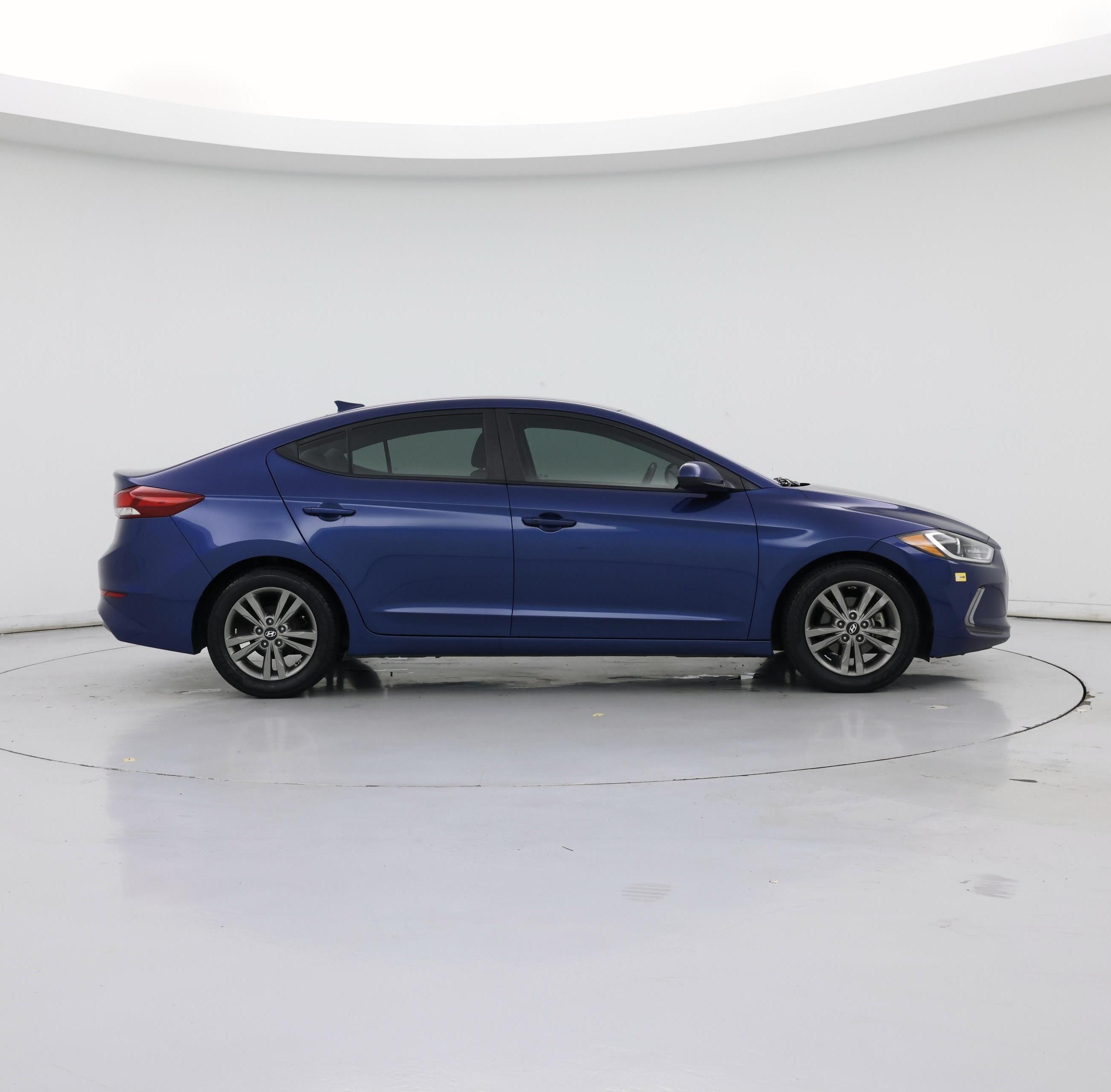Thumbnail: 2017 Hyundai Elantra - 7