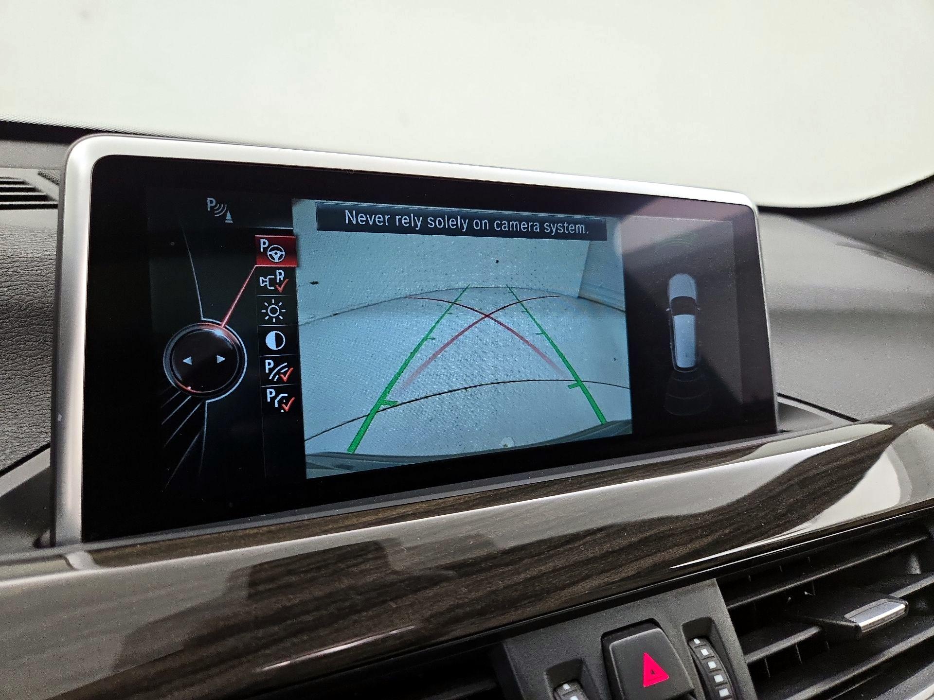 Thumbnail: 2017 BMW X1 - 14