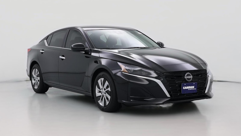 2023 Nissan Altima S Hero Image