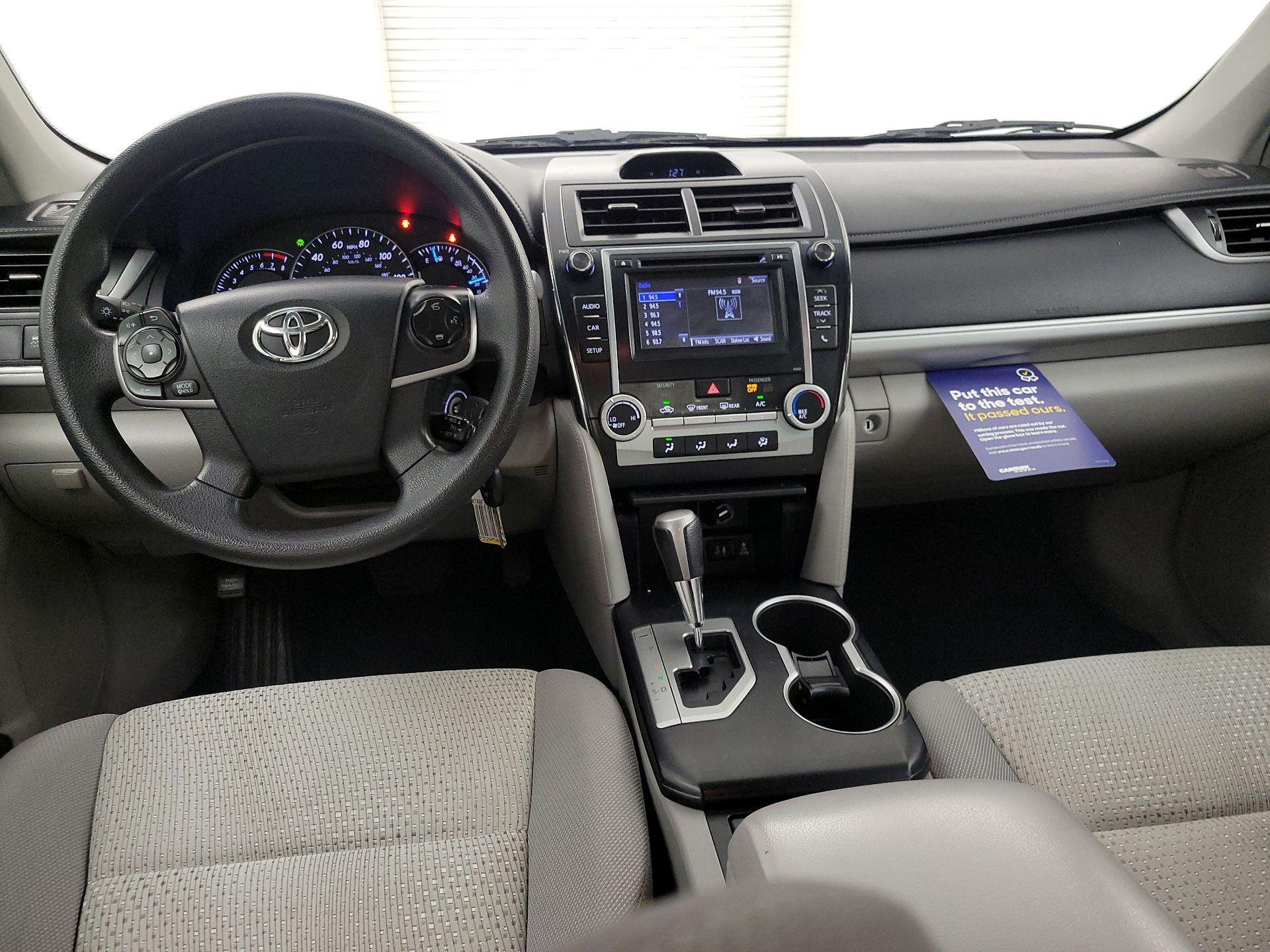Thumbnail: 2014 Toyota Camry - 9