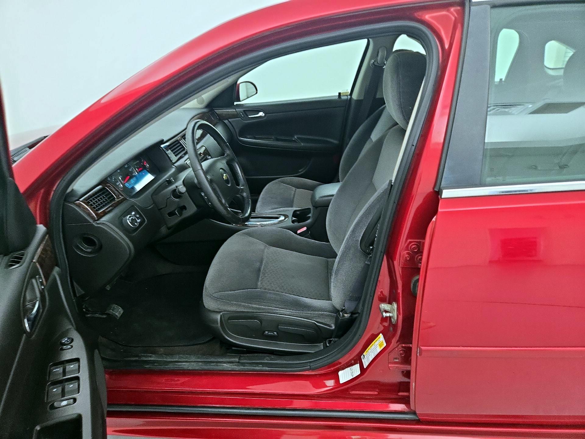 Thumbnail: 2014 Chevrolet Impala - 11