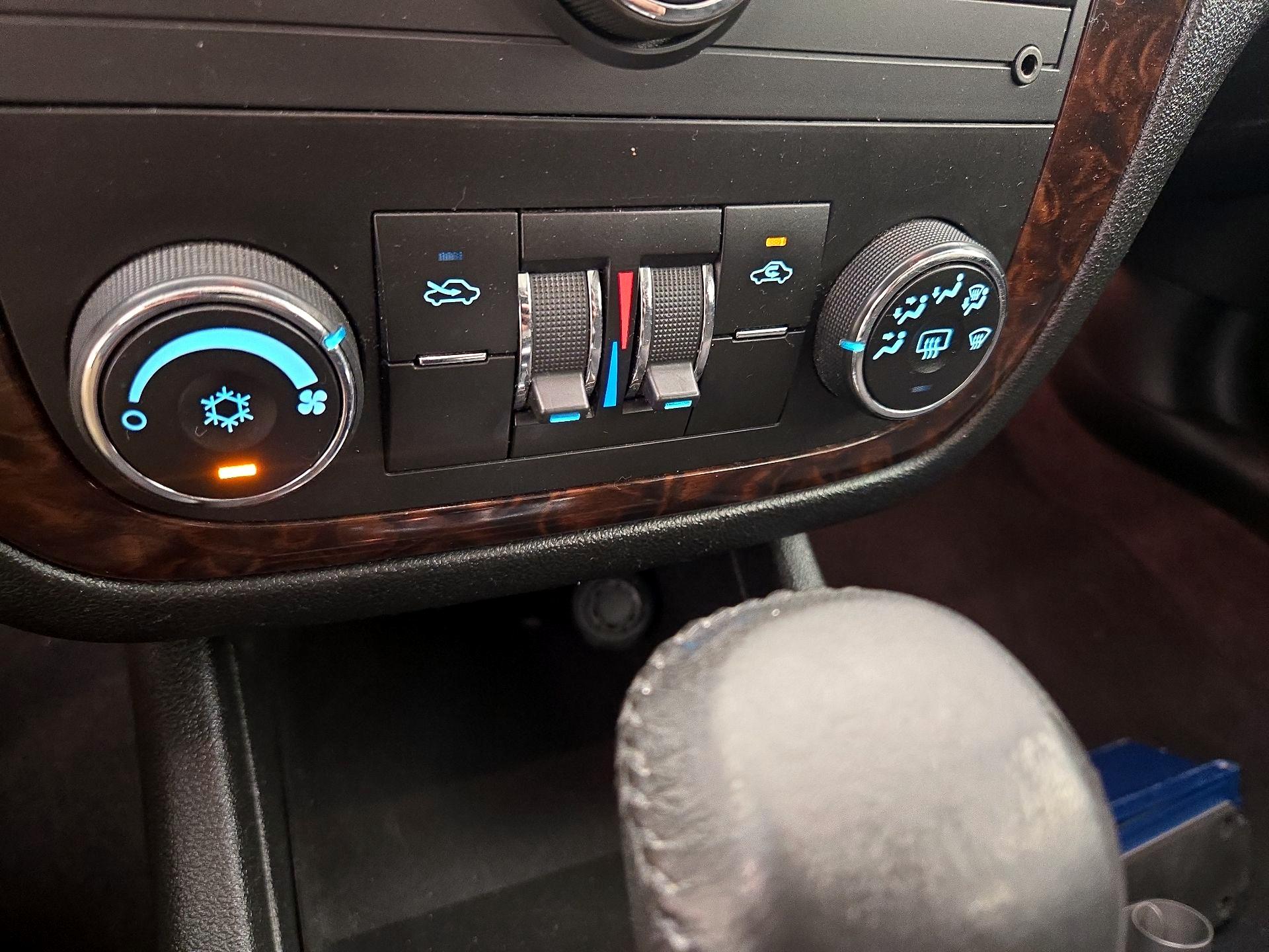 Thumbnail: 2014 Chevrolet Impala - 15