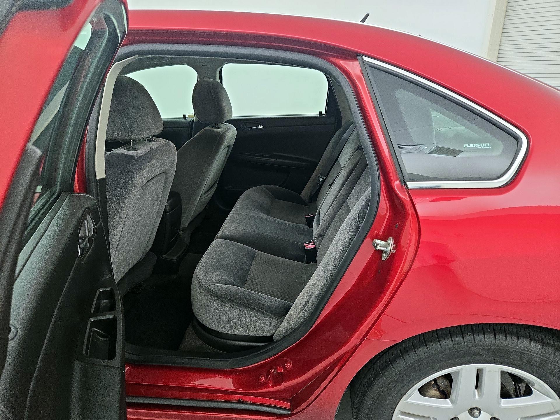 Thumbnail: 2014 Chevrolet Impala - 18