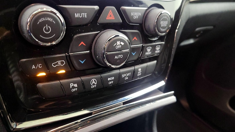 2021 Jeep Grand Cherokee Limited Edition 17