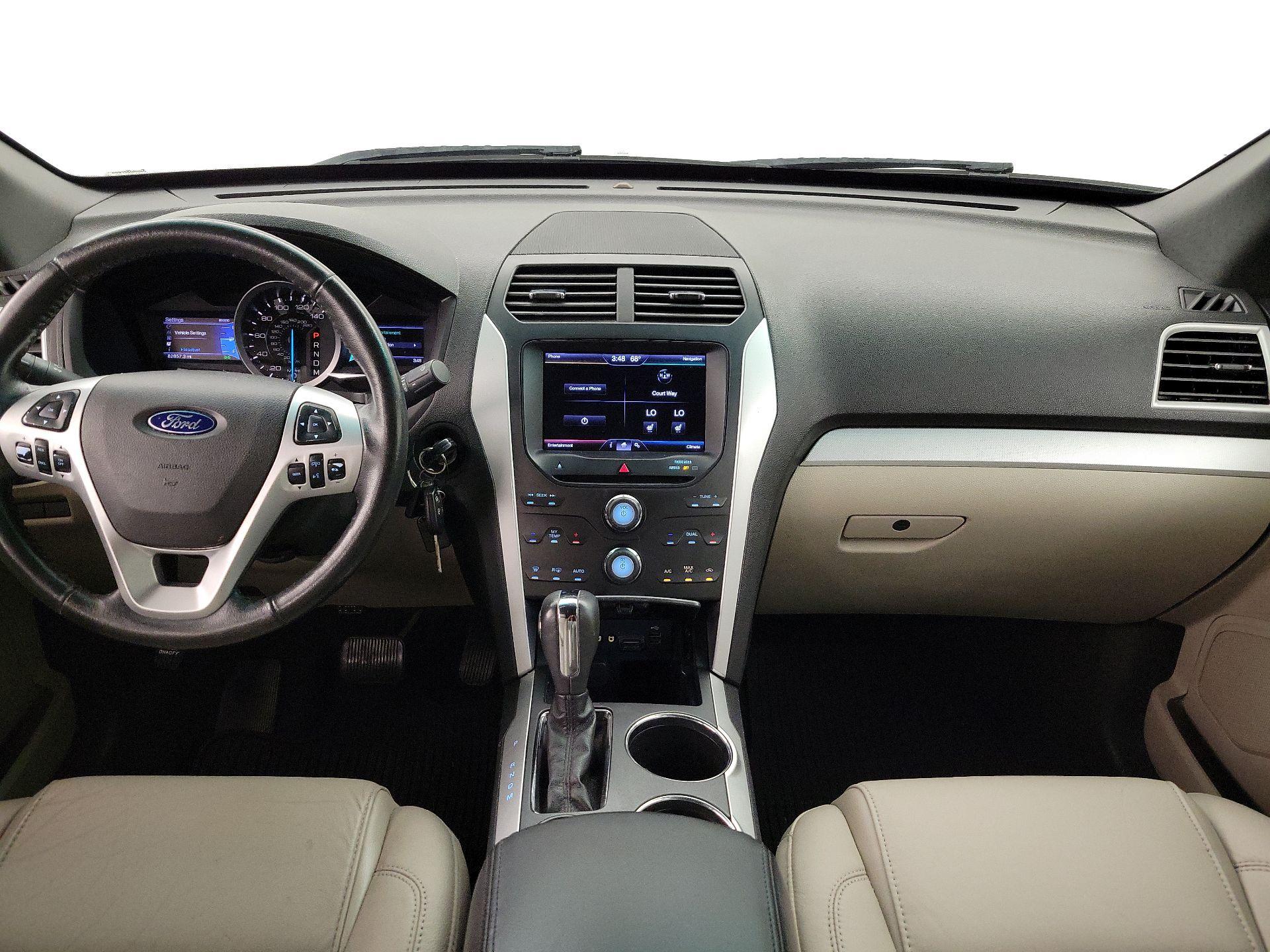 Thumbnail: 2013 Ford Explorer - 9