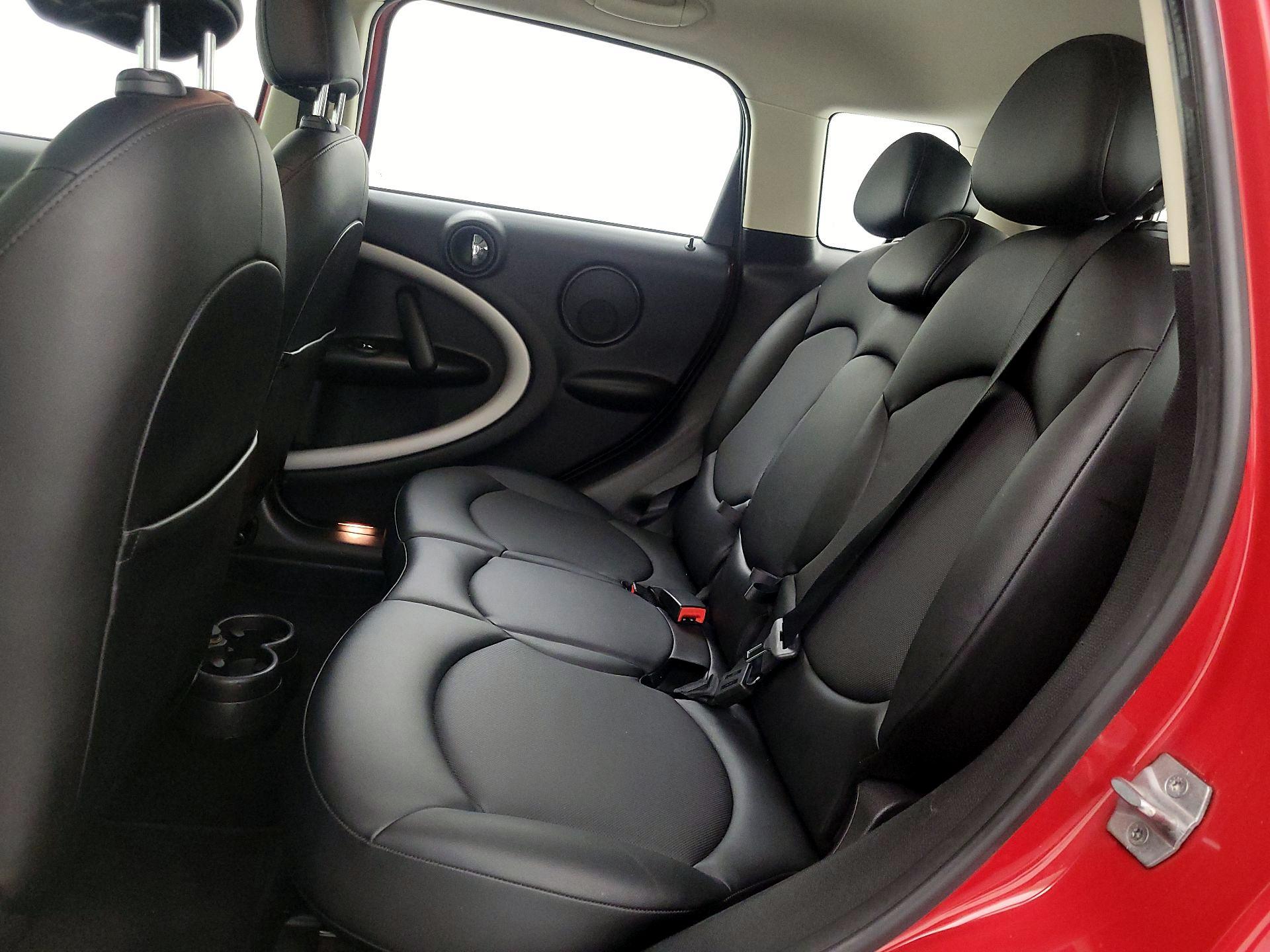 Thumbnail: 2015 MINI Cooper Countryman - 18