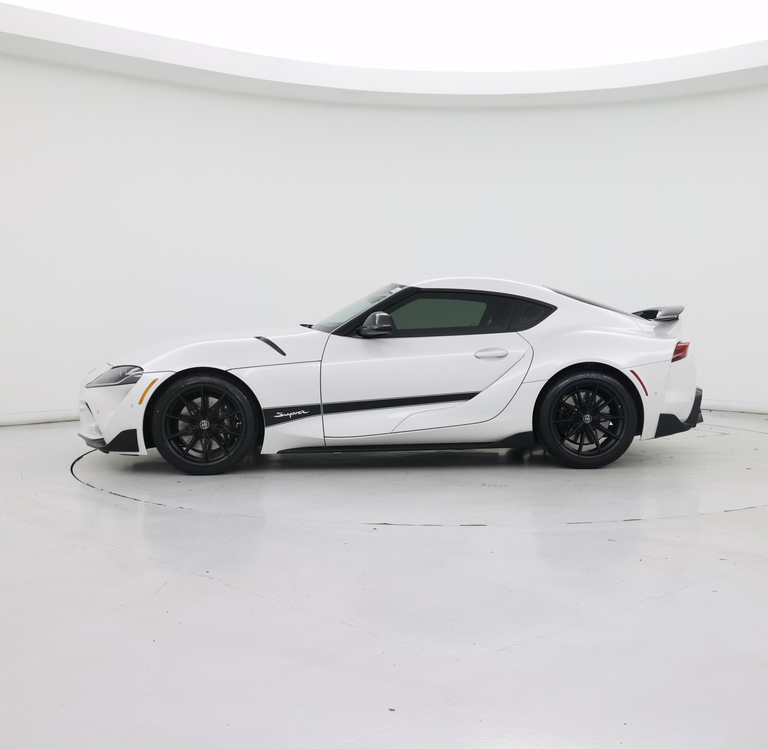 Thumbnail: 2024 Toyota Supra - 3
