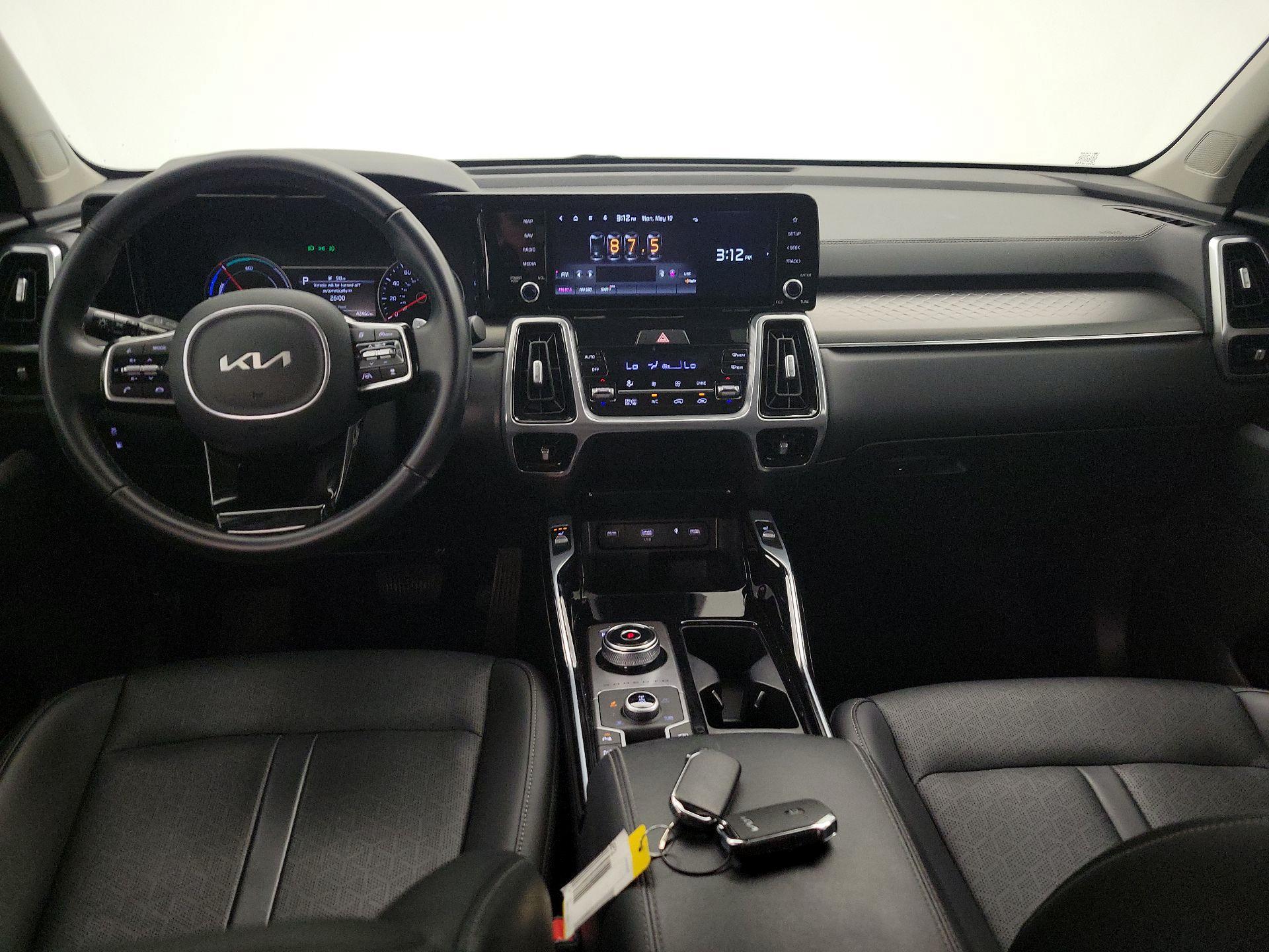 Thumbnail: 2022 Kia Sorento - 9