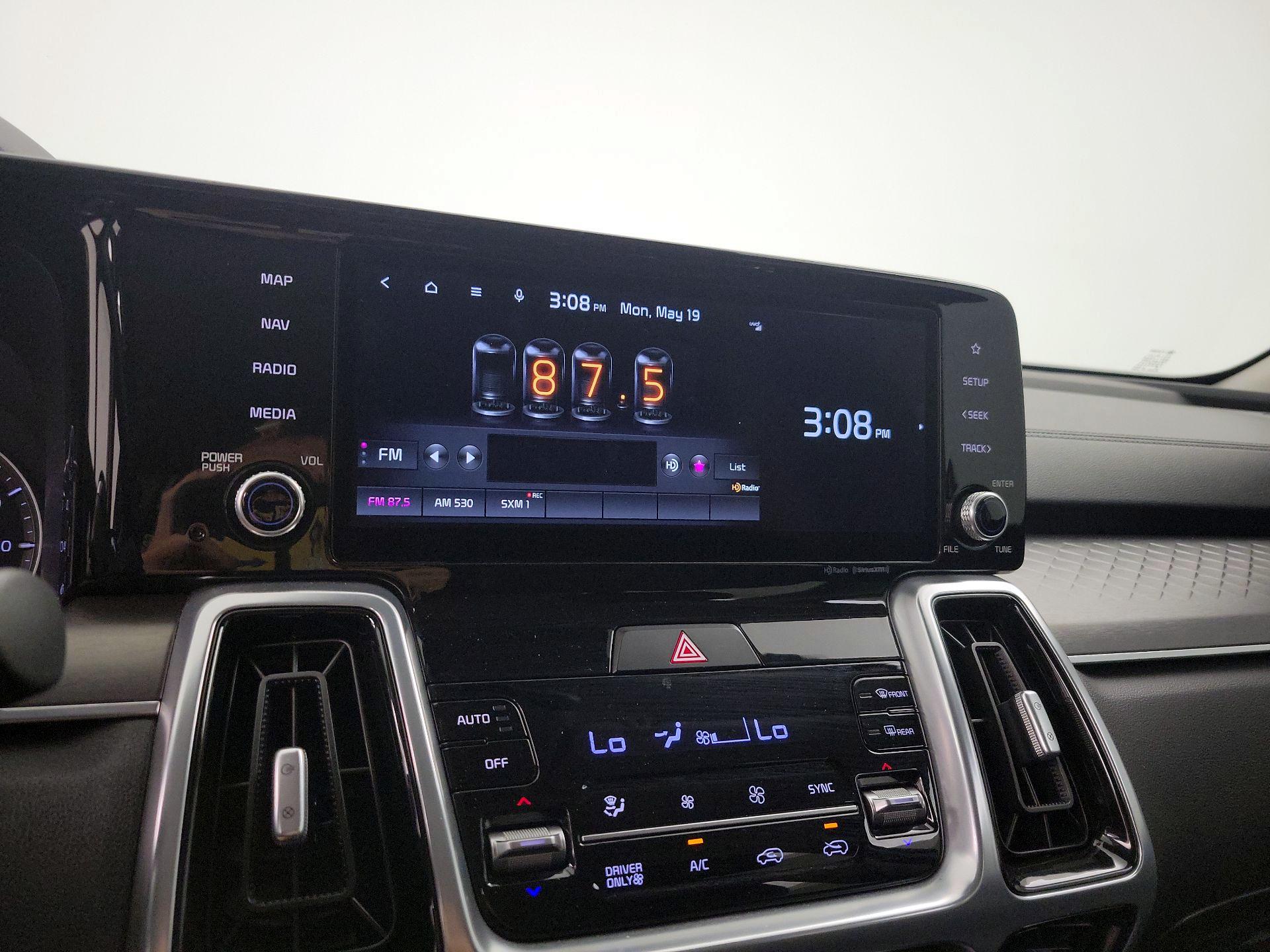 Thumbnail: 2022 Kia Sorento - 15