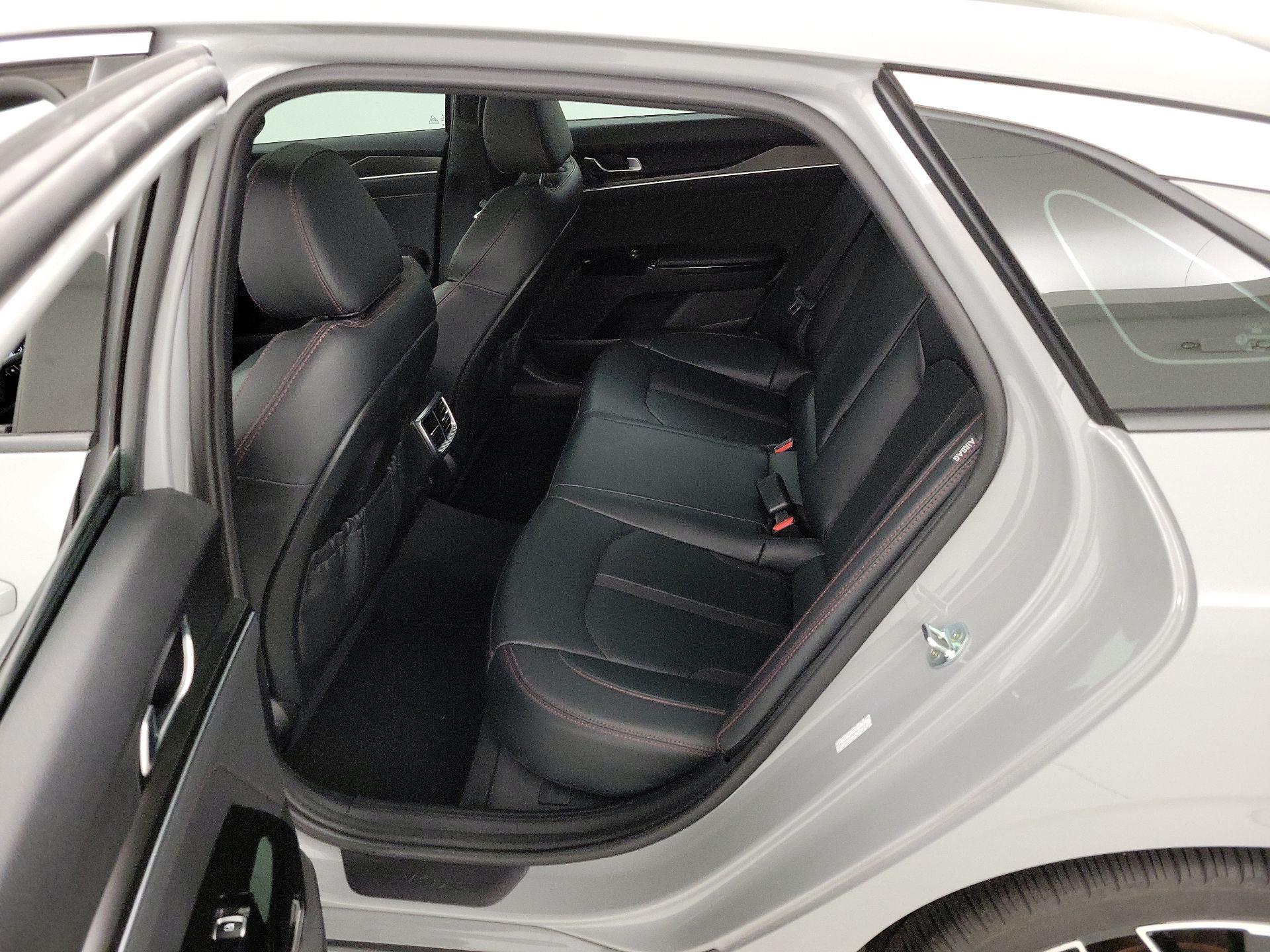 Thumbnail: 2023 Kia K5 - 19