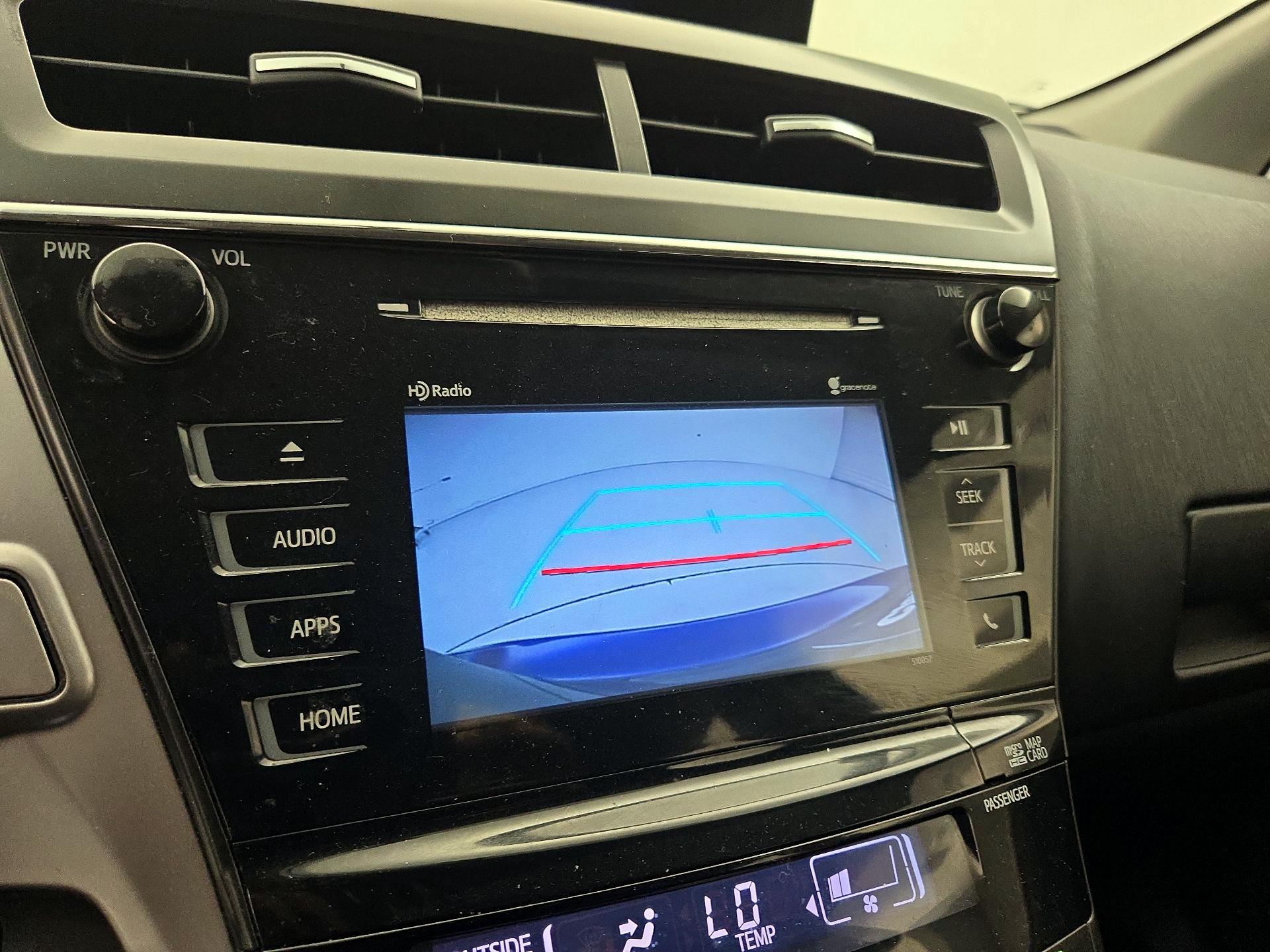 Thumbnail: 2015 Toyota Prius v - 14