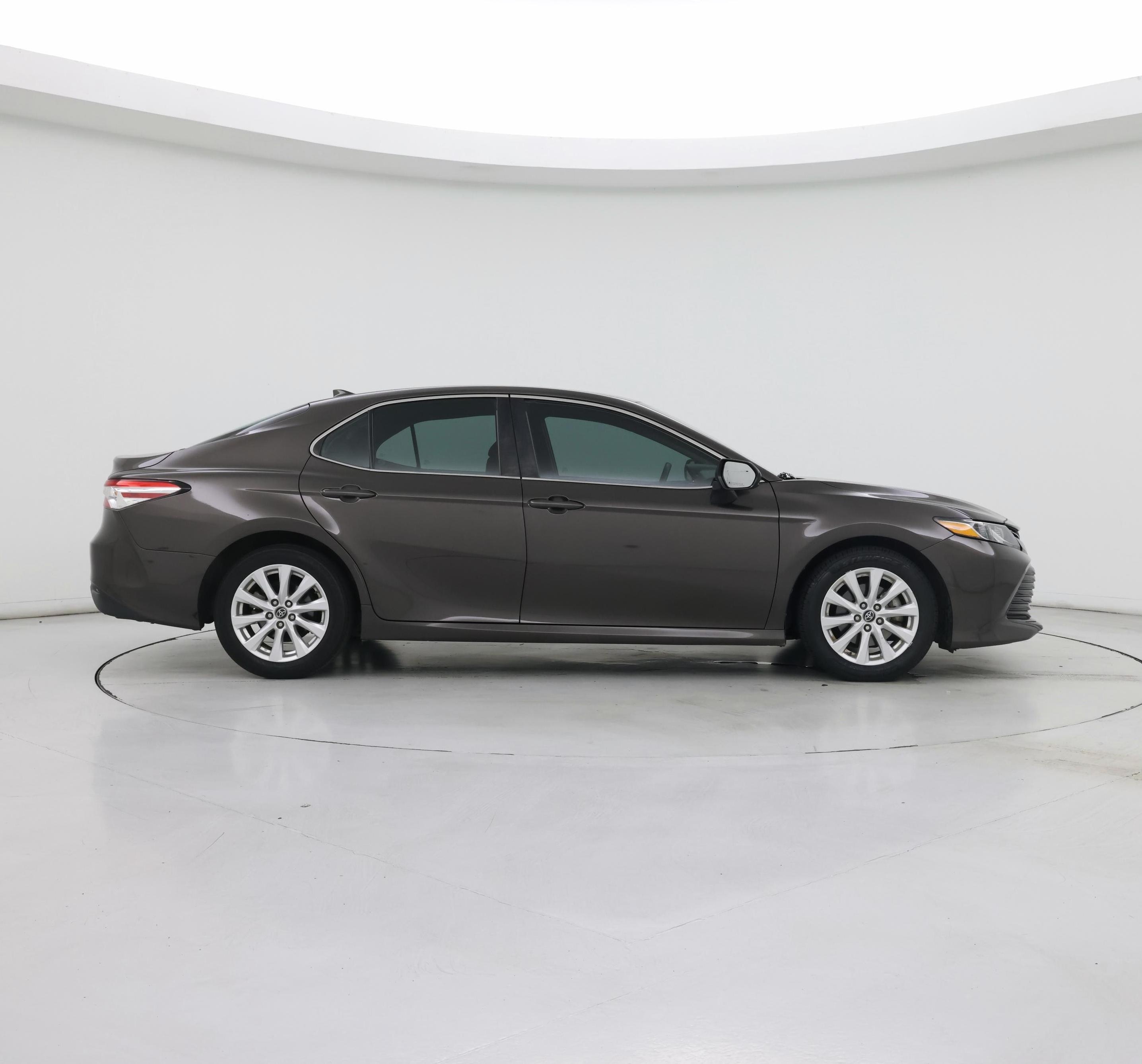 Thumbnail: 2019 Toyota Camry - 7