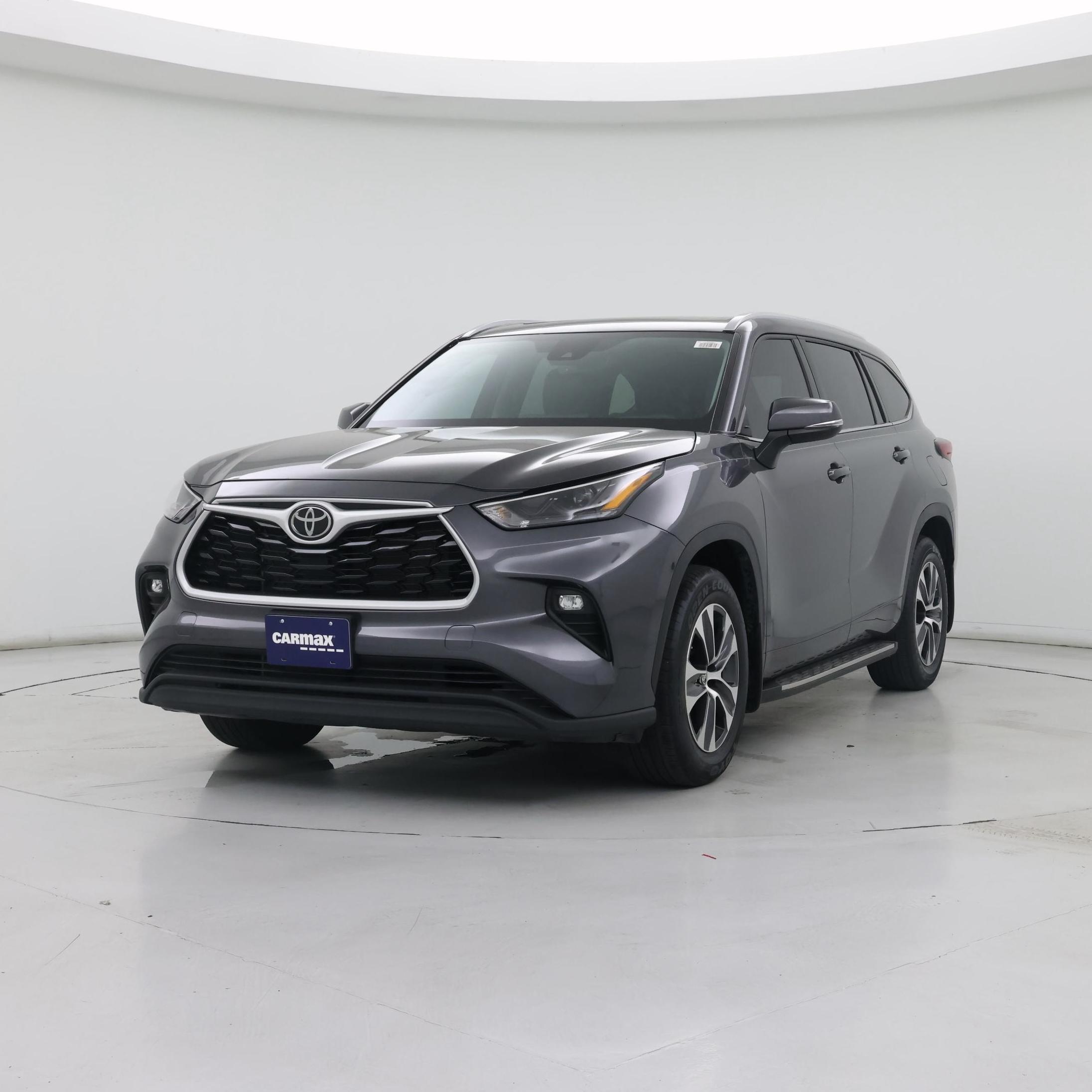 Thumbnail: 2022 Toyota Highlander - 4