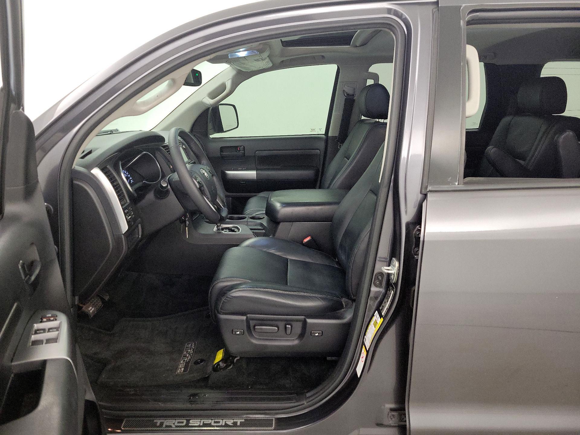 Thumbnail: 2018 Toyota Sequoia - 11