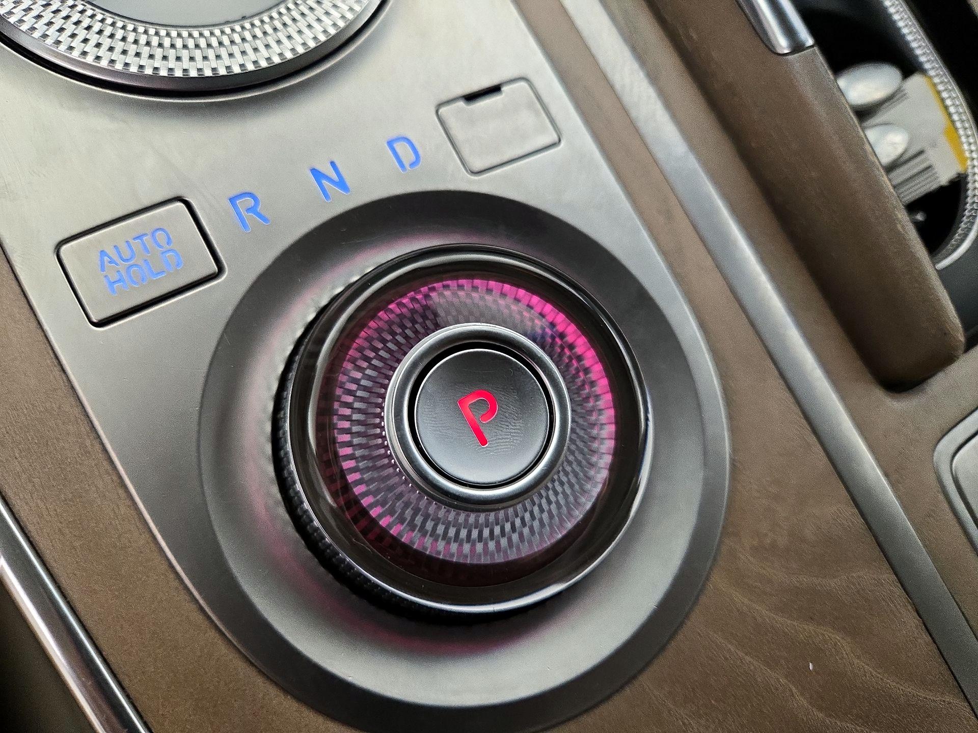Thumbnail: 2021 Genesis GV80 - 18